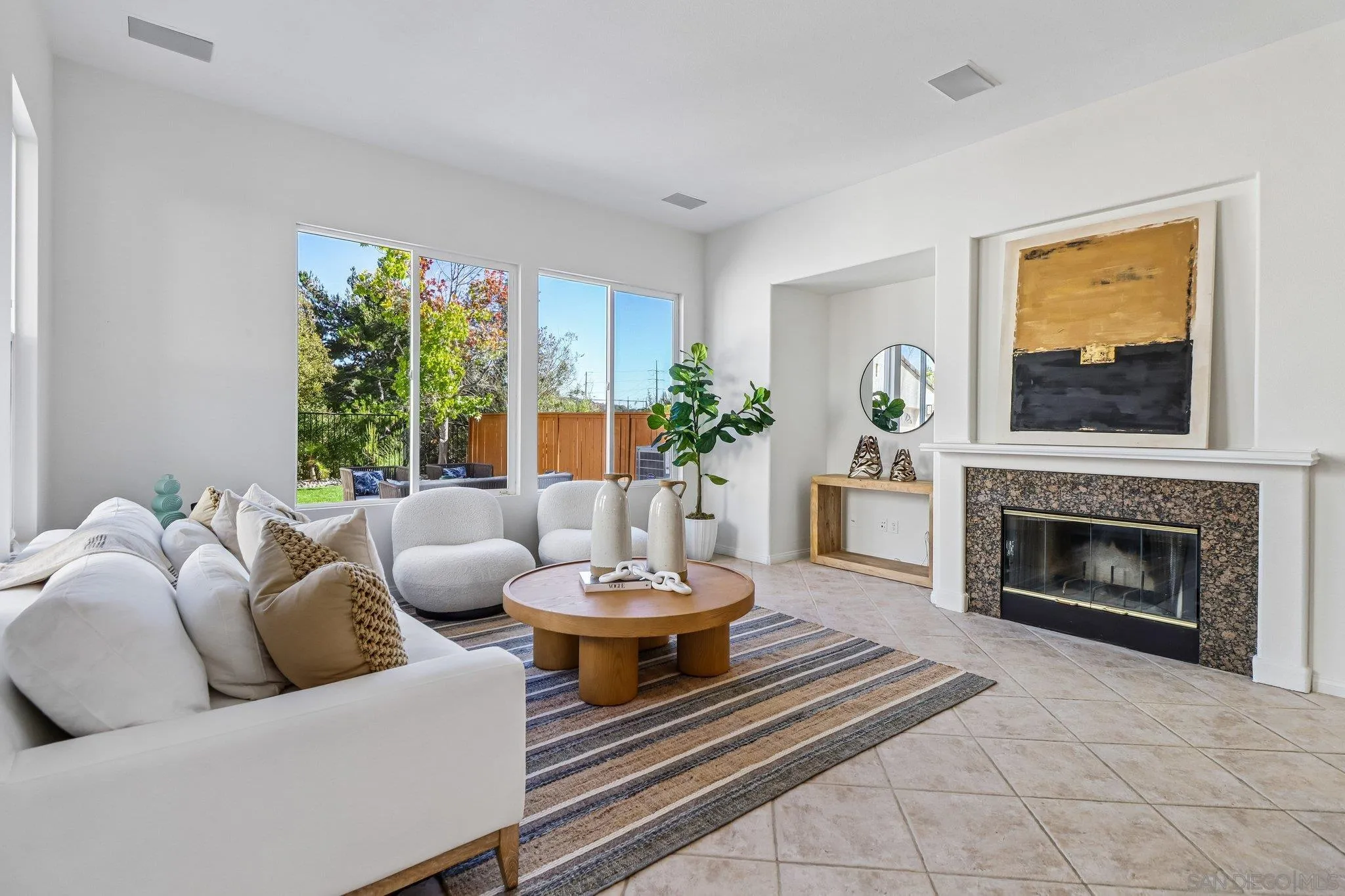 https://cdn.realtyfeed.com/cdn/127/260016846/515c1fdd303a046da8b8f97447a0adea.webp
