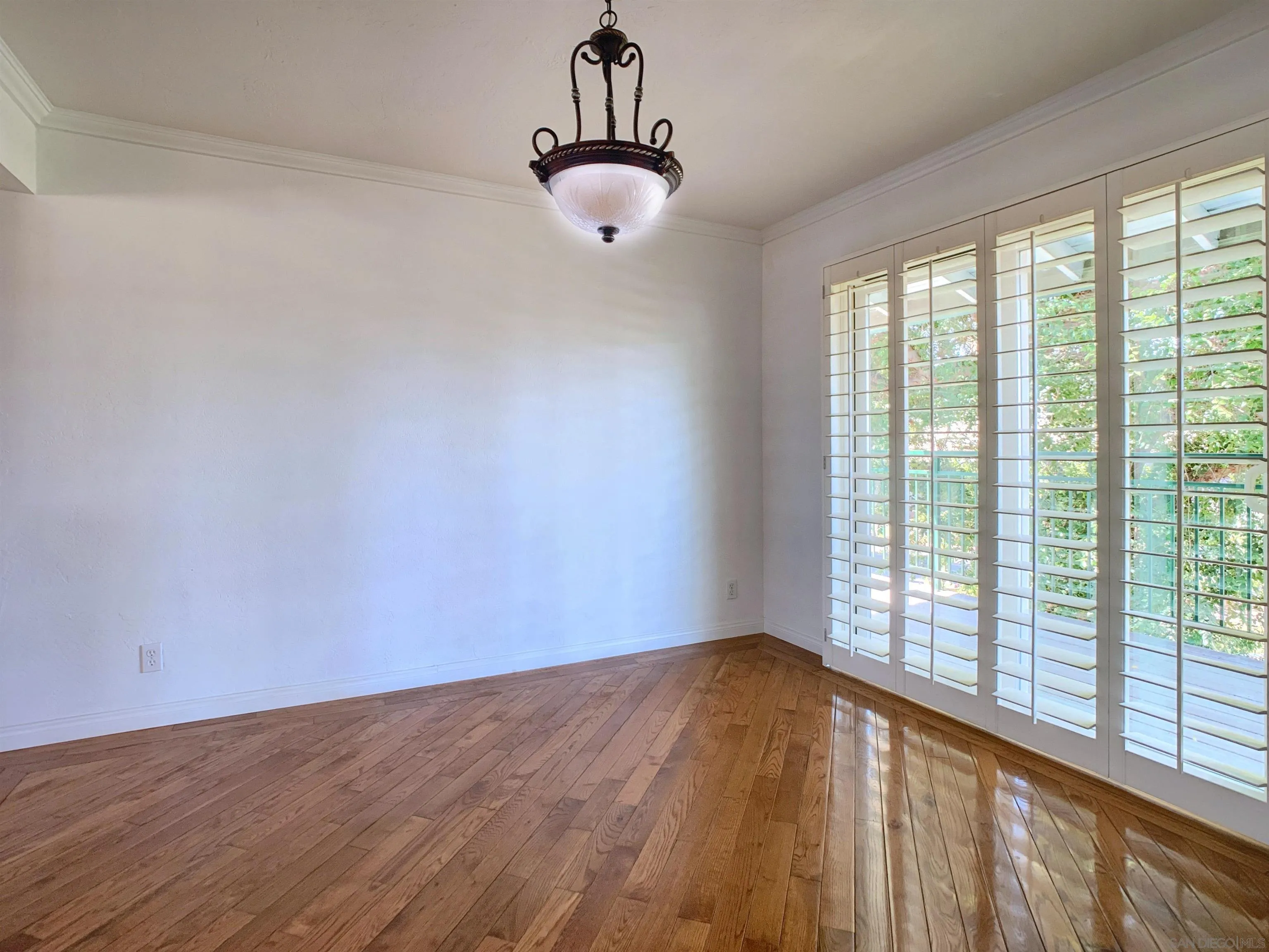 https://cdn.realtyfeed.com/cdn/127/260016848/2a360032aaa6ffd13db916c8aa2138dc.webp
