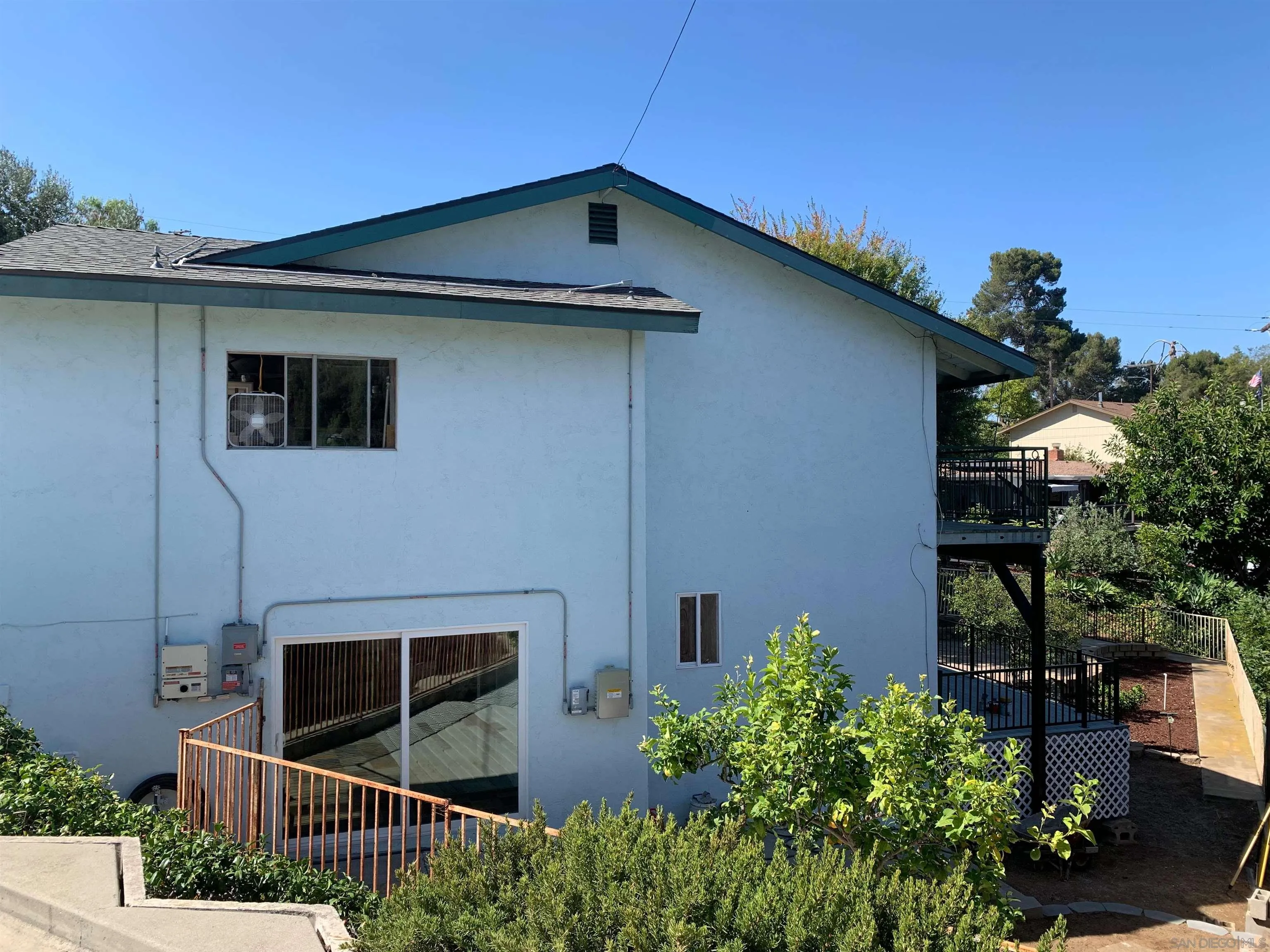 https://cdn.realtyfeed.com/cdn/127/260016848/afbb2bbae55537c748a7da77bda06417.webp