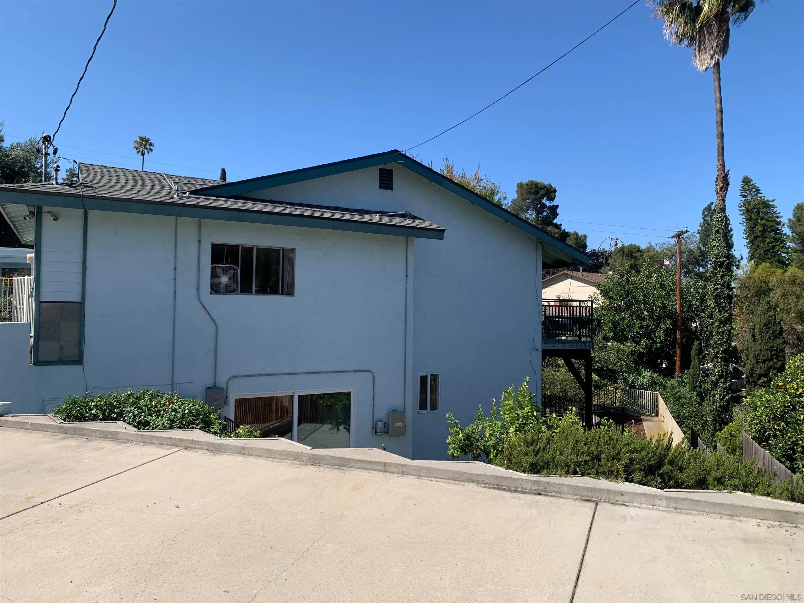 https://cdn.realtyfeed.com/cdn/127/260016848/e4ccc122fa415a7dc15c6857f7aea634.webp
