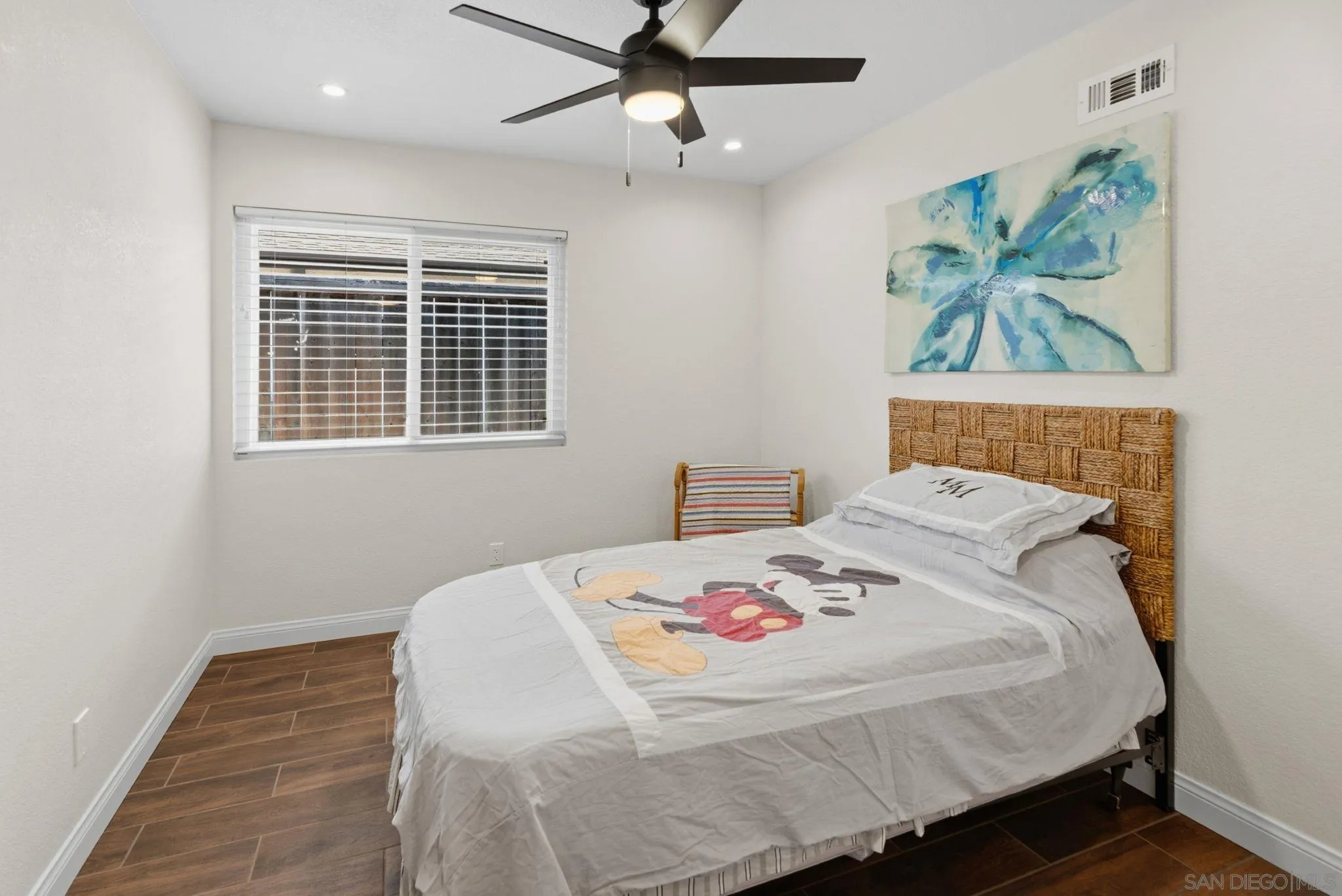 https://cdn.realtyfeed.com/cdn/127/260016852/061d94198f7ec928e2860e7fe719b916.webp