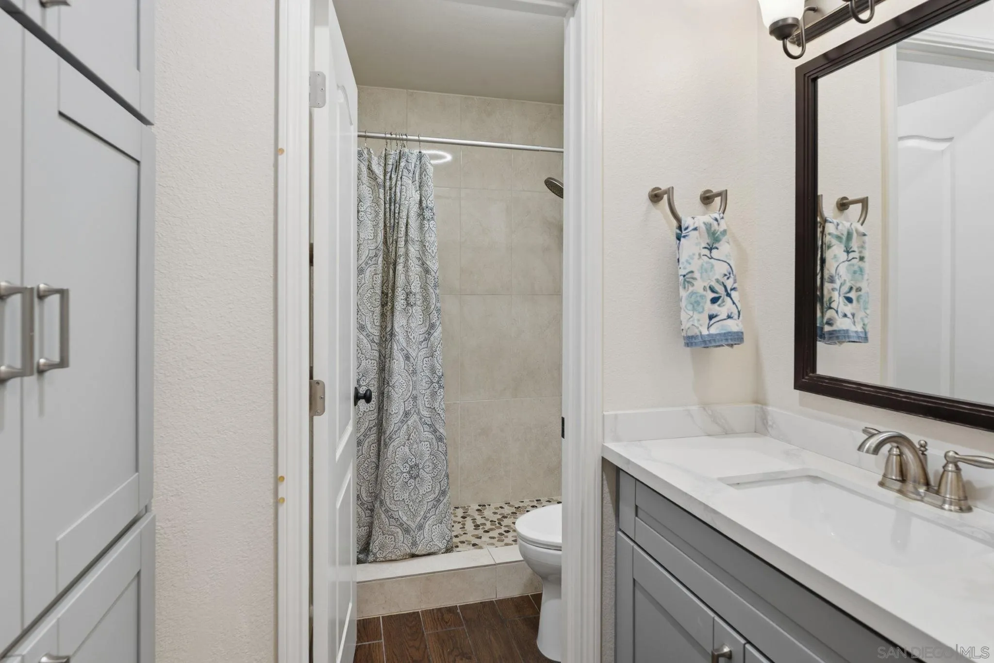 https://cdn.realtyfeed.com/cdn/127/260016852/2239e895cce99471735f12d7db2a7e04.webp