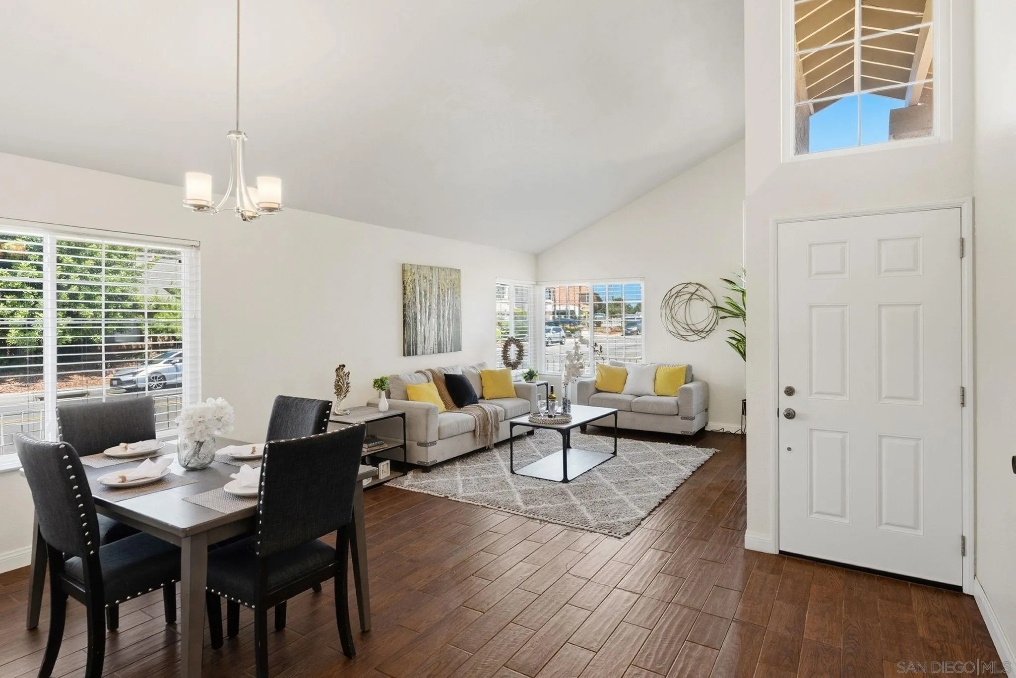 https://cdn.realtyfeed.com/cdn/127/260016852/519d378d57da9d7479aacb3cb47ff4d7.webp