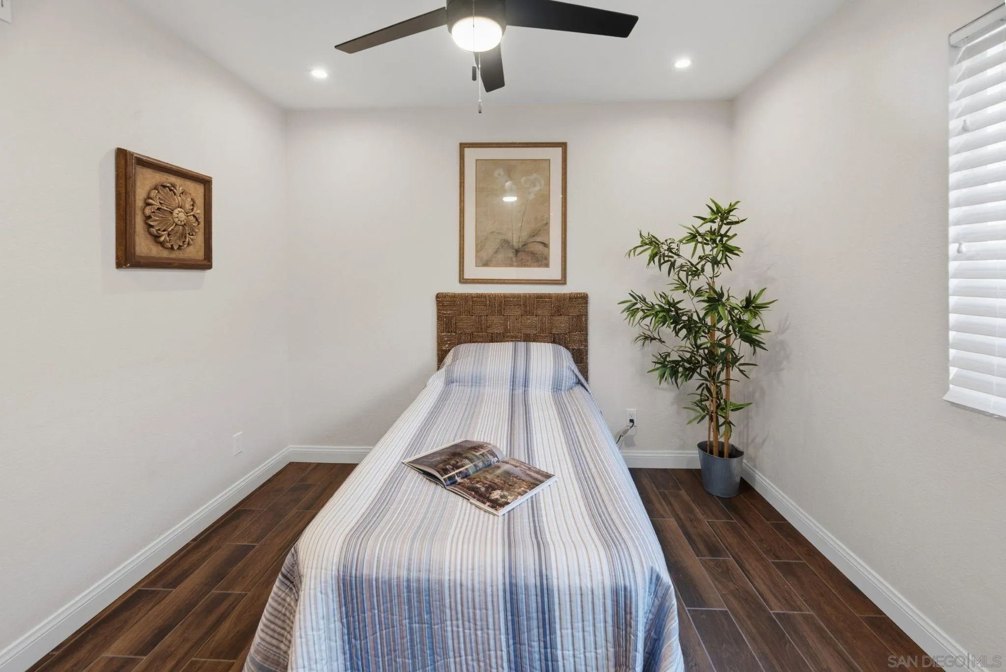 https://cdn.realtyfeed.com/cdn/127/260016852/7053d8a448ca29b46dd92e7d2ea87863.webp
