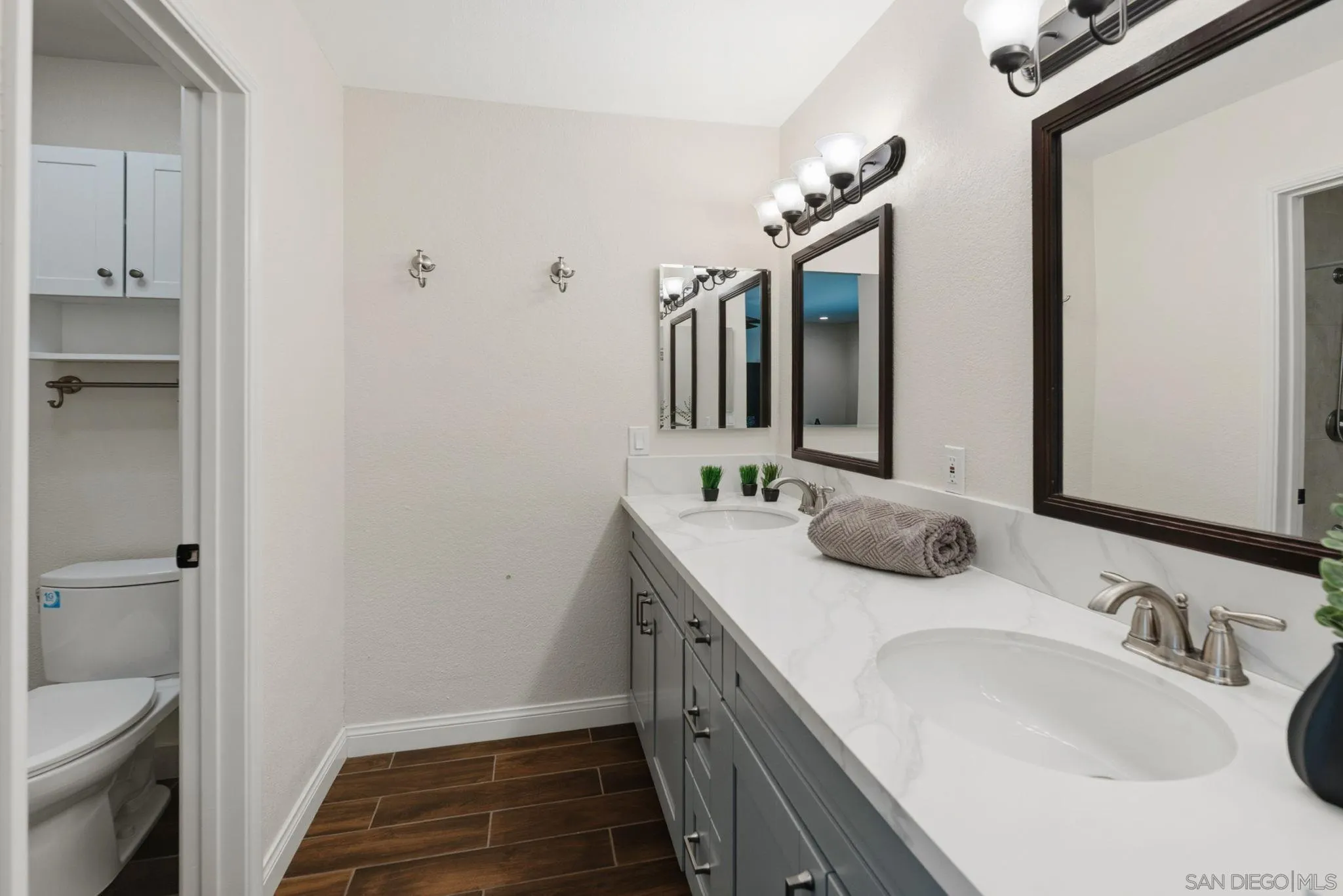https://cdn.realtyfeed.com/cdn/127/260016852/7615d004cea67afd7da4d90ff4e03e6e.webp