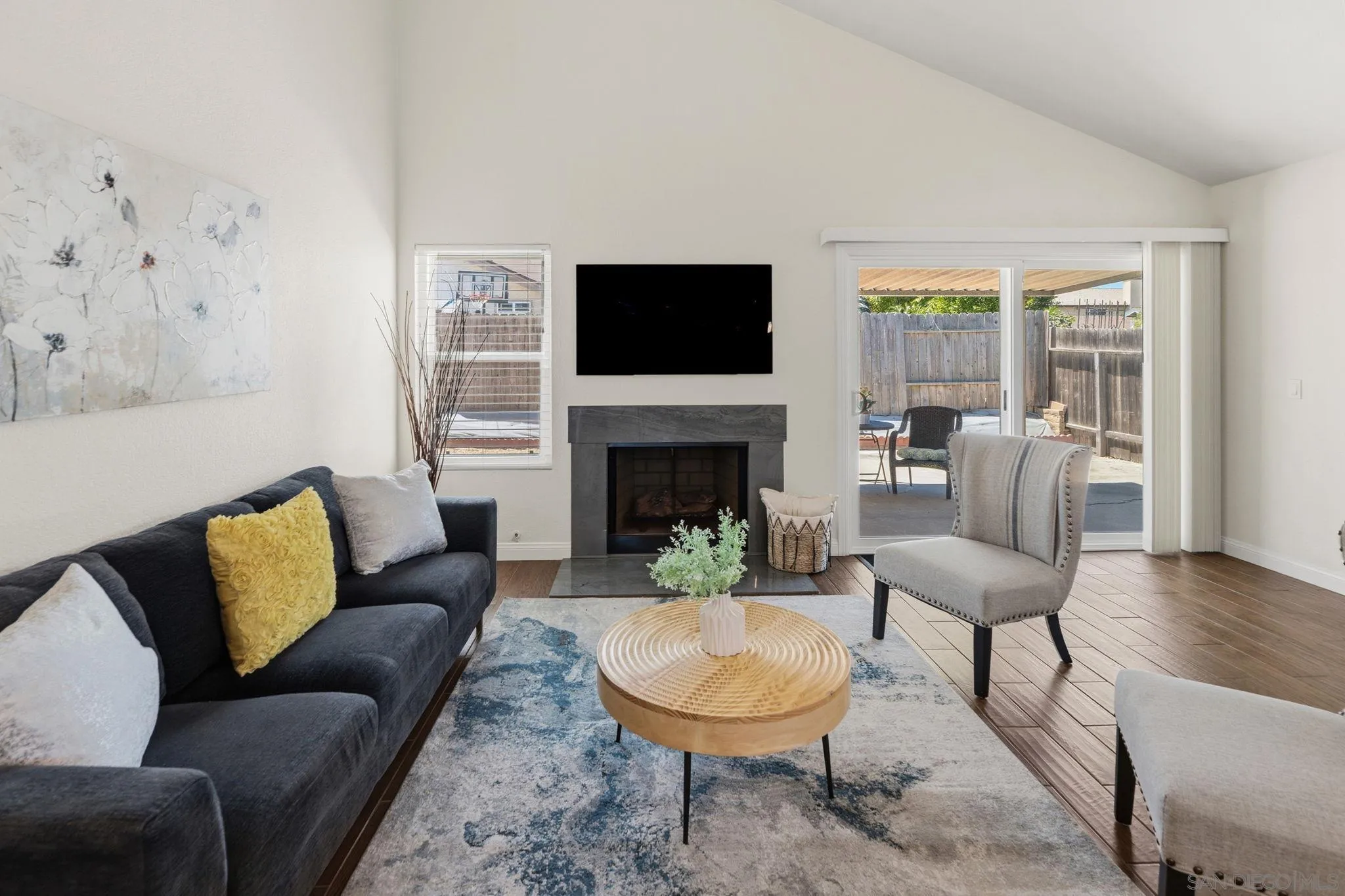 https://cdn.realtyfeed.com/cdn/127/260016852/abc1064f771880670496e5b3b4bb38e3.webp