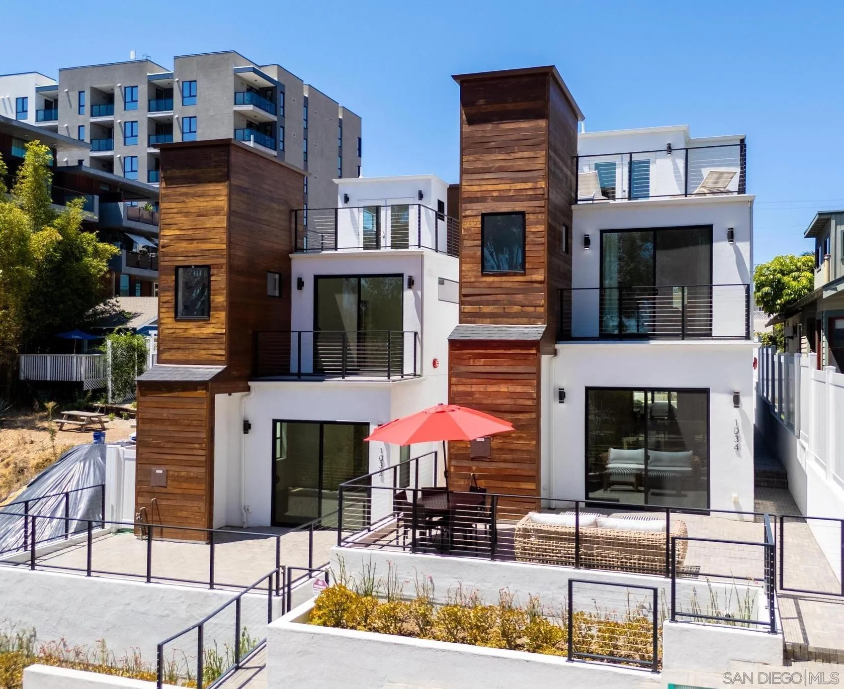 https://cdn.realtyfeed.com/cdn/127/260016853/028727e60458178d018725af7b4fd98b.webp