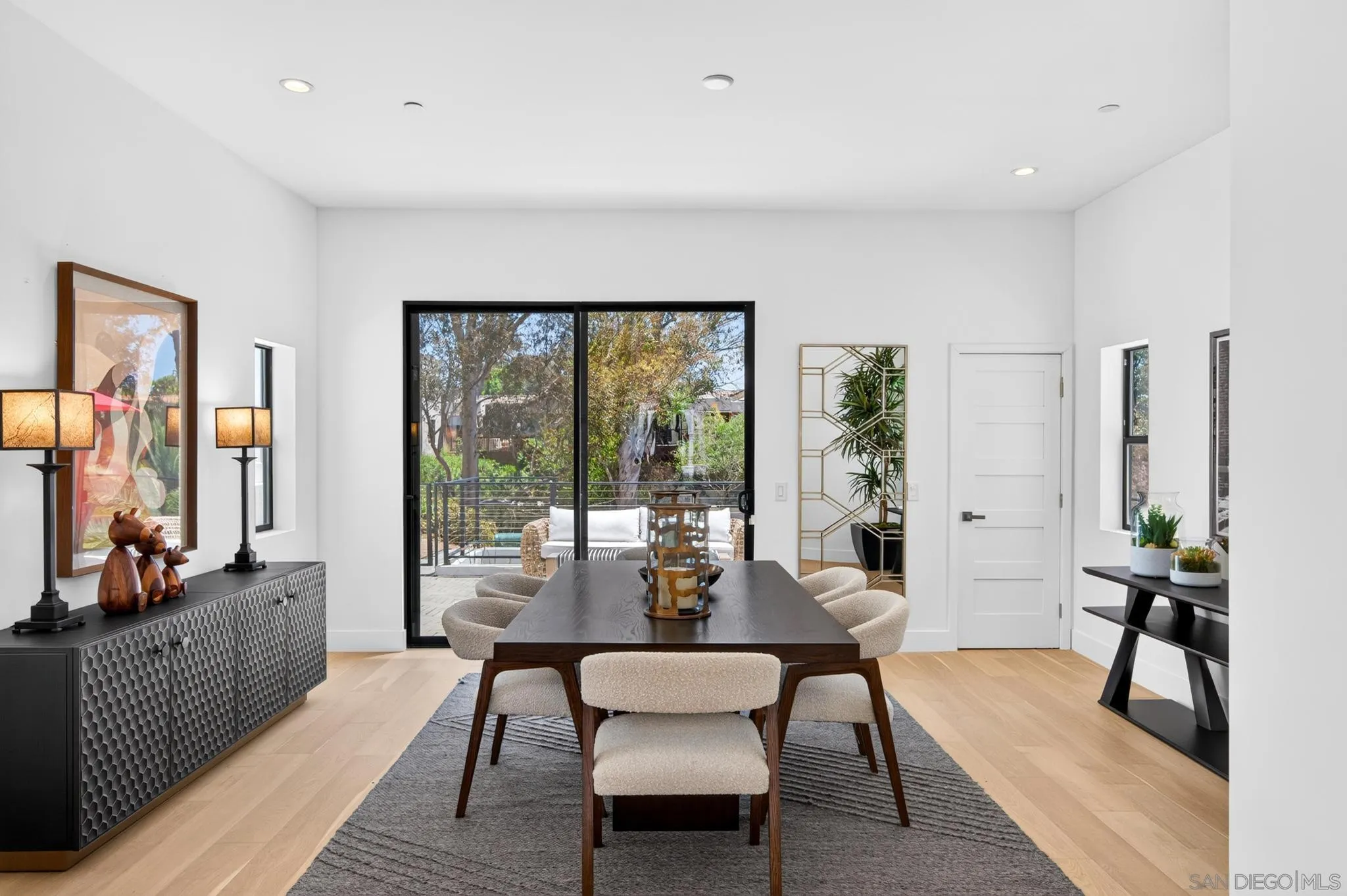 https://cdn.realtyfeed.com/cdn/127/260016853/2c088453dcbc53f9bb0d69602981e292.webp