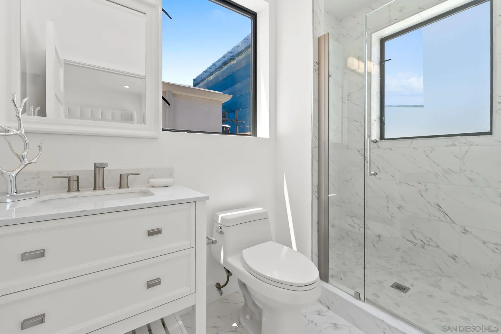 https://cdn.realtyfeed.com/cdn/127/260016853/36b10601430c5d632610efbcc0e8a9cb.webp