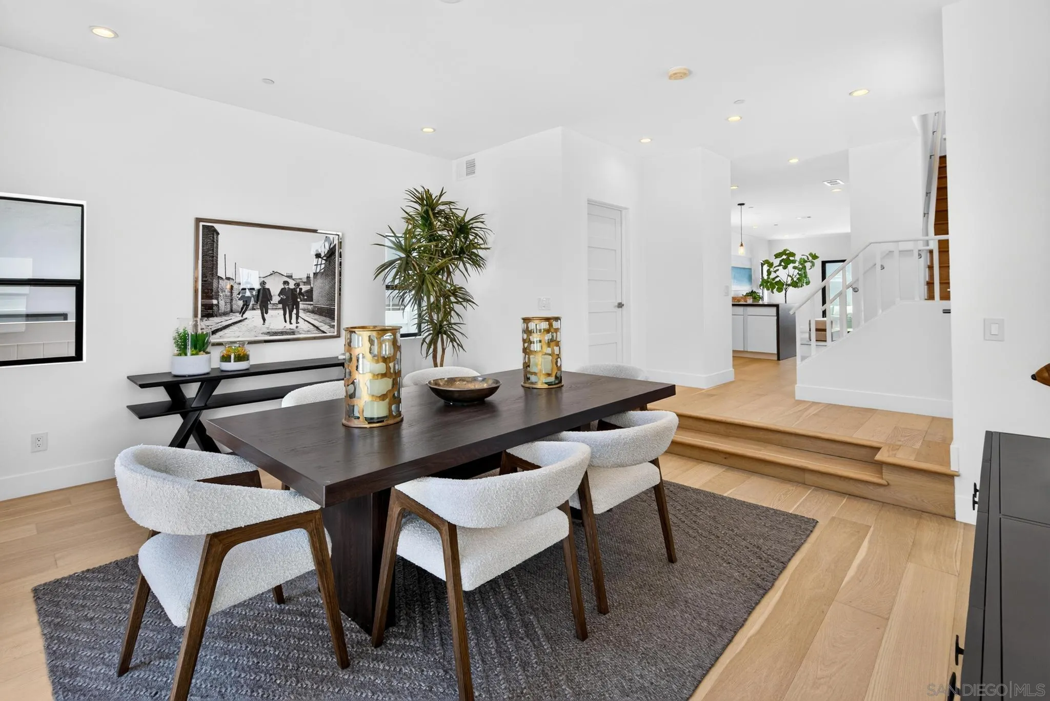 https://cdn.realtyfeed.com/cdn/127/260016853/4864360bc51e5dcabca35ff09bca8fe2.webp