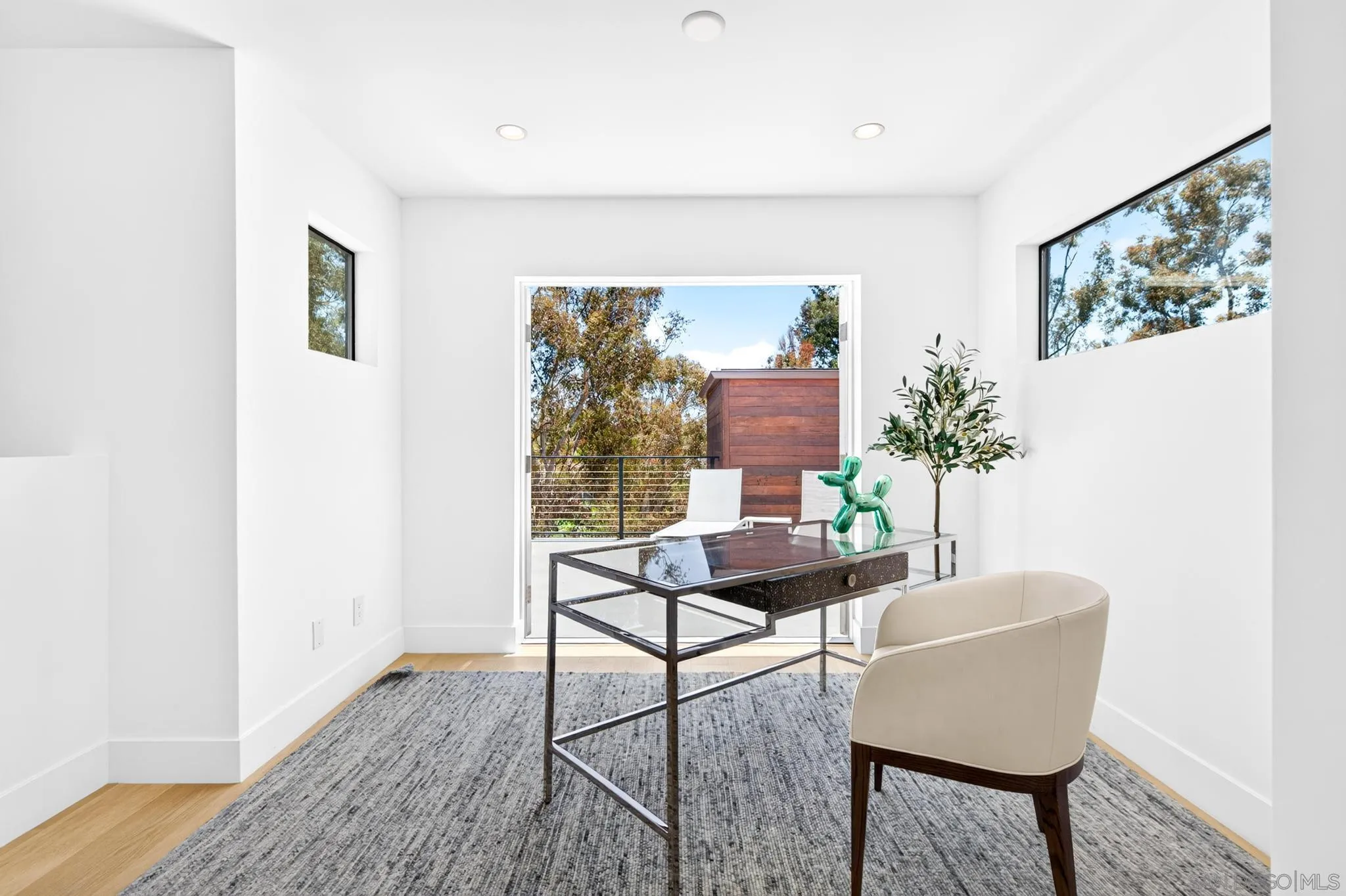 https://cdn.realtyfeed.com/cdn/127/260016853/dac3a4bdd0dcaf17db26f36fd563df4e.webp