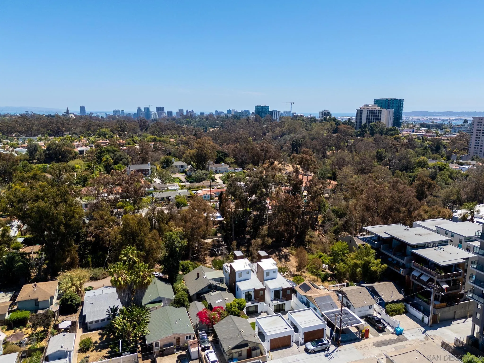 https://cdn.realtyfeed.com/cdn/127/260016853/f8eaa26aa1152ecde6ec1f04ba59b722.webp