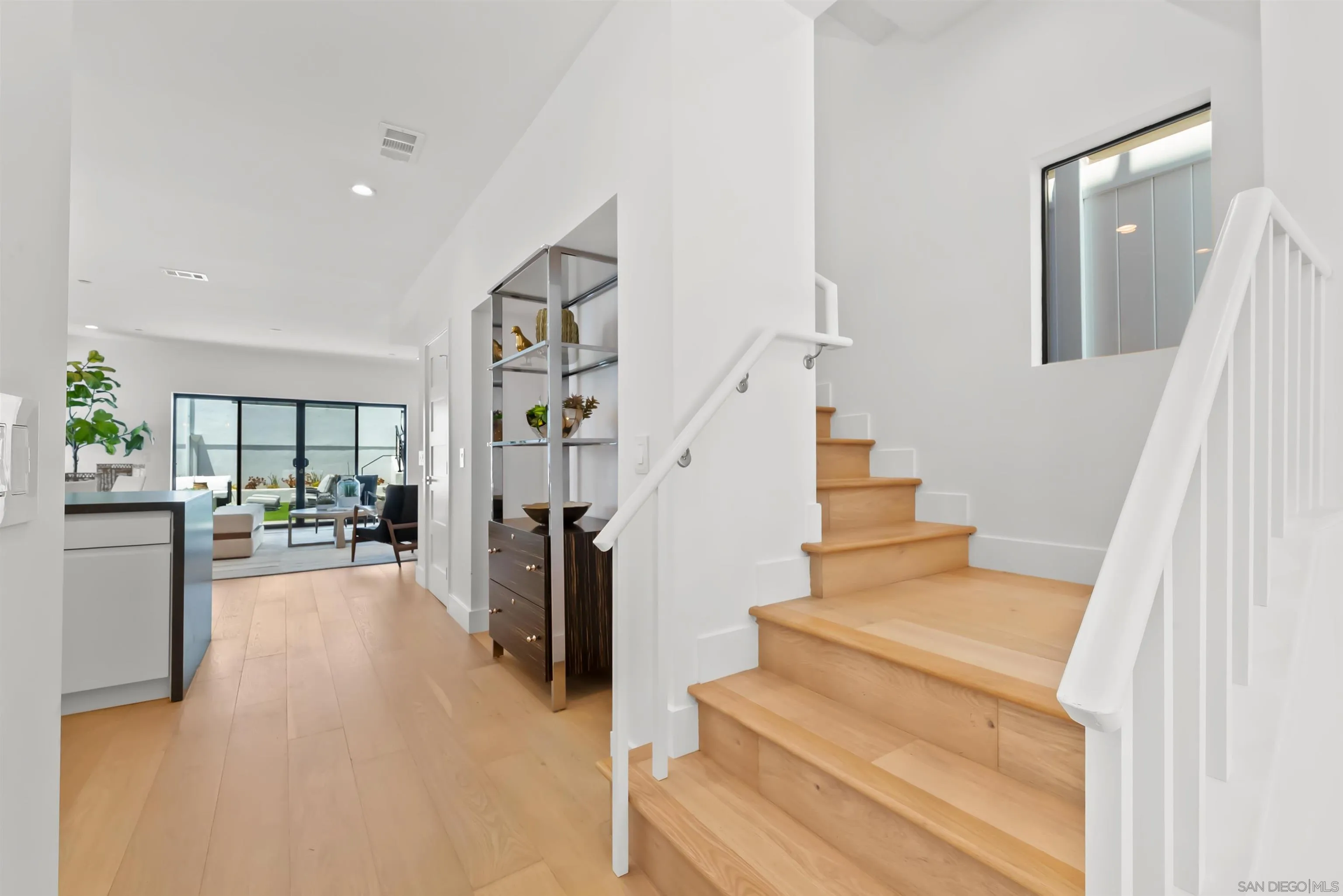 1034 Pennsylvania Avenue, San Diego, CA 92103 - Photo 5 of 34, San Diego, CA