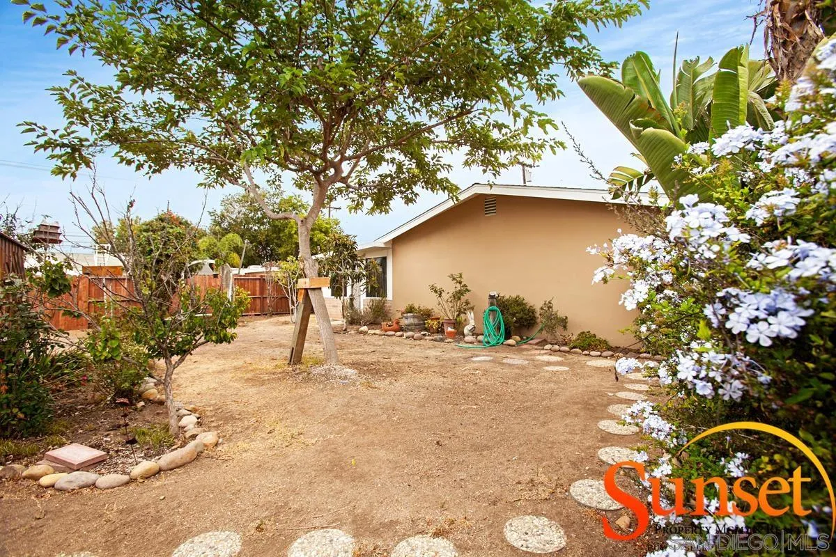 https://cdn.realtyfeed.com/cdn/127/260016855/999e21ca94c173ae3d03770c2e9a4b06.webp