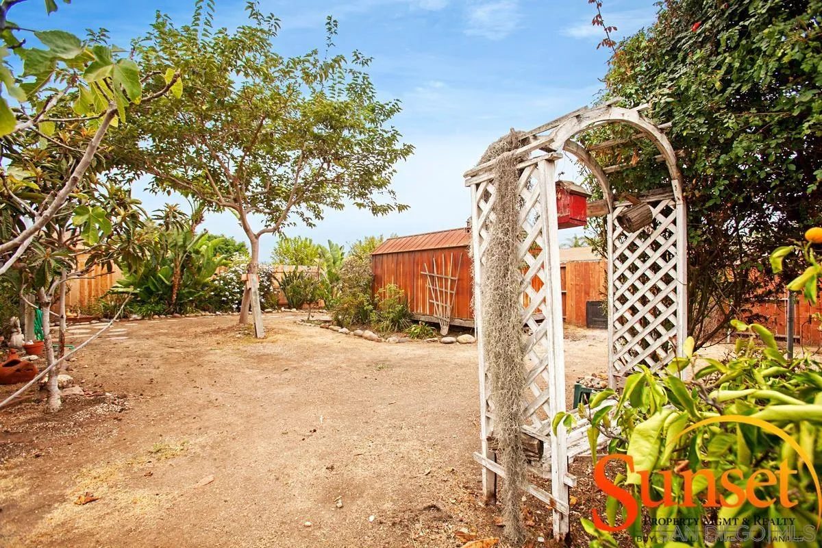 https://cdn.realtyfeed.com/cdn/127/260016855/a1529f99ac15e056ed34da92bea7ffbe.webp