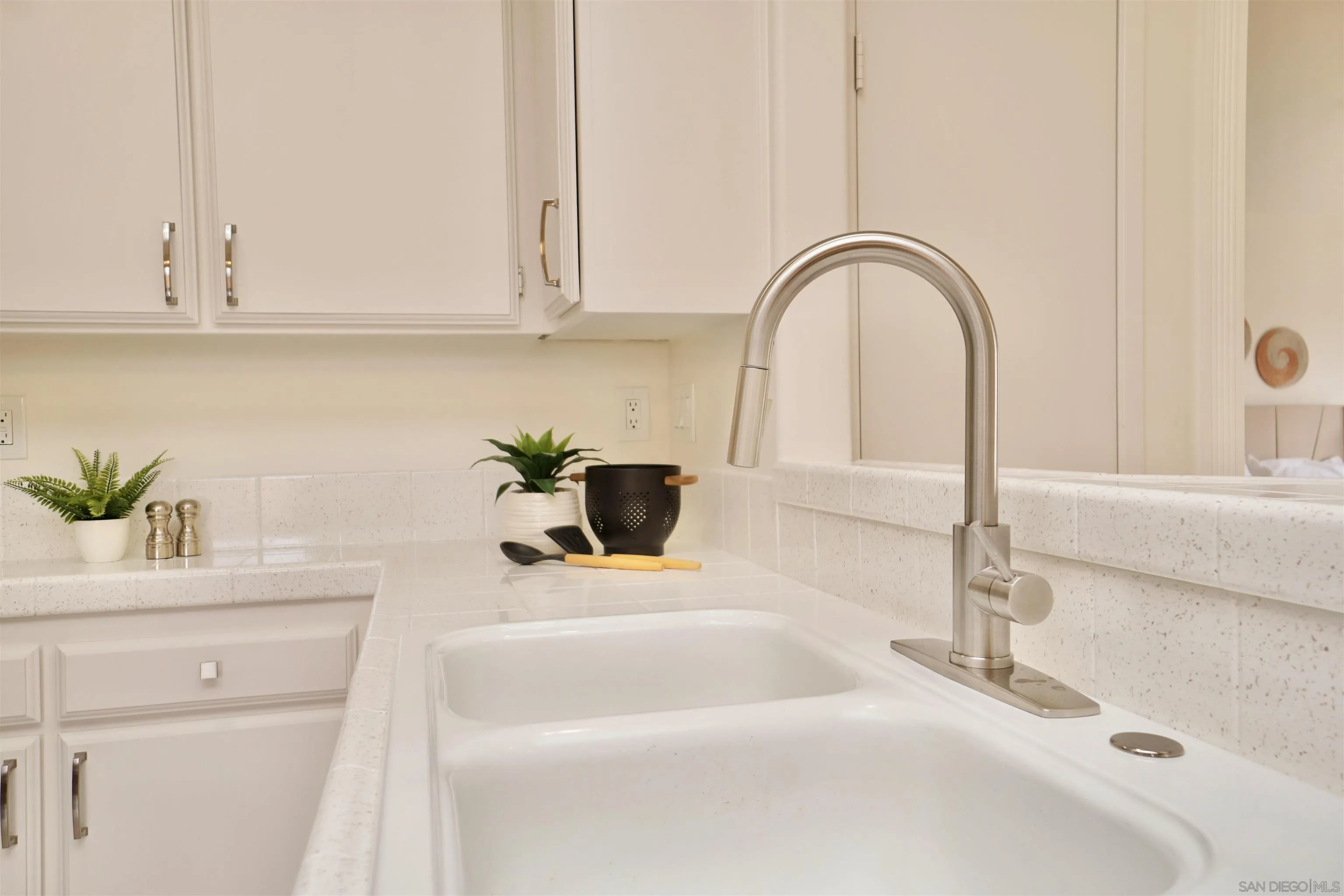 Photo #14: 260016858 Listing: Photo #14