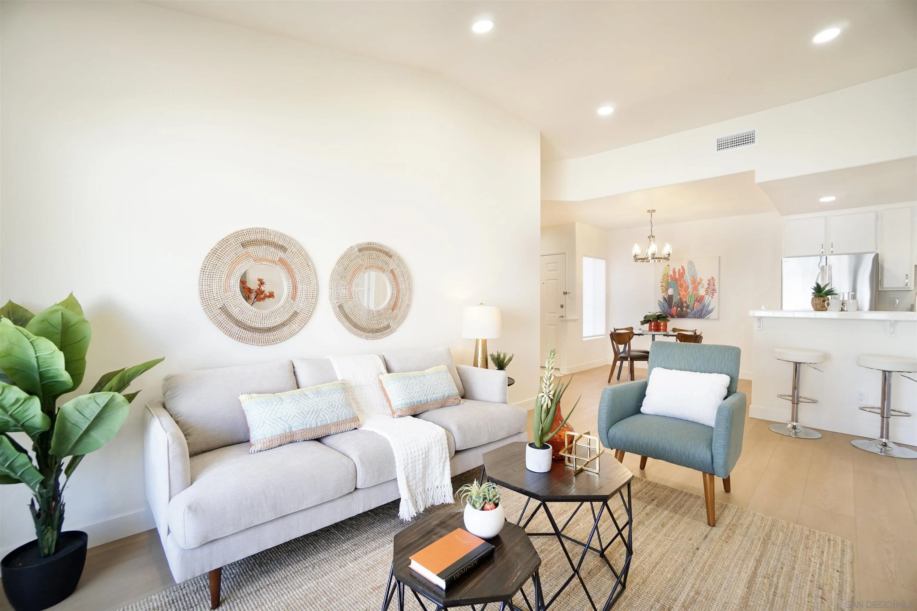 Photo #8: 260016858 Listing: Photo #8