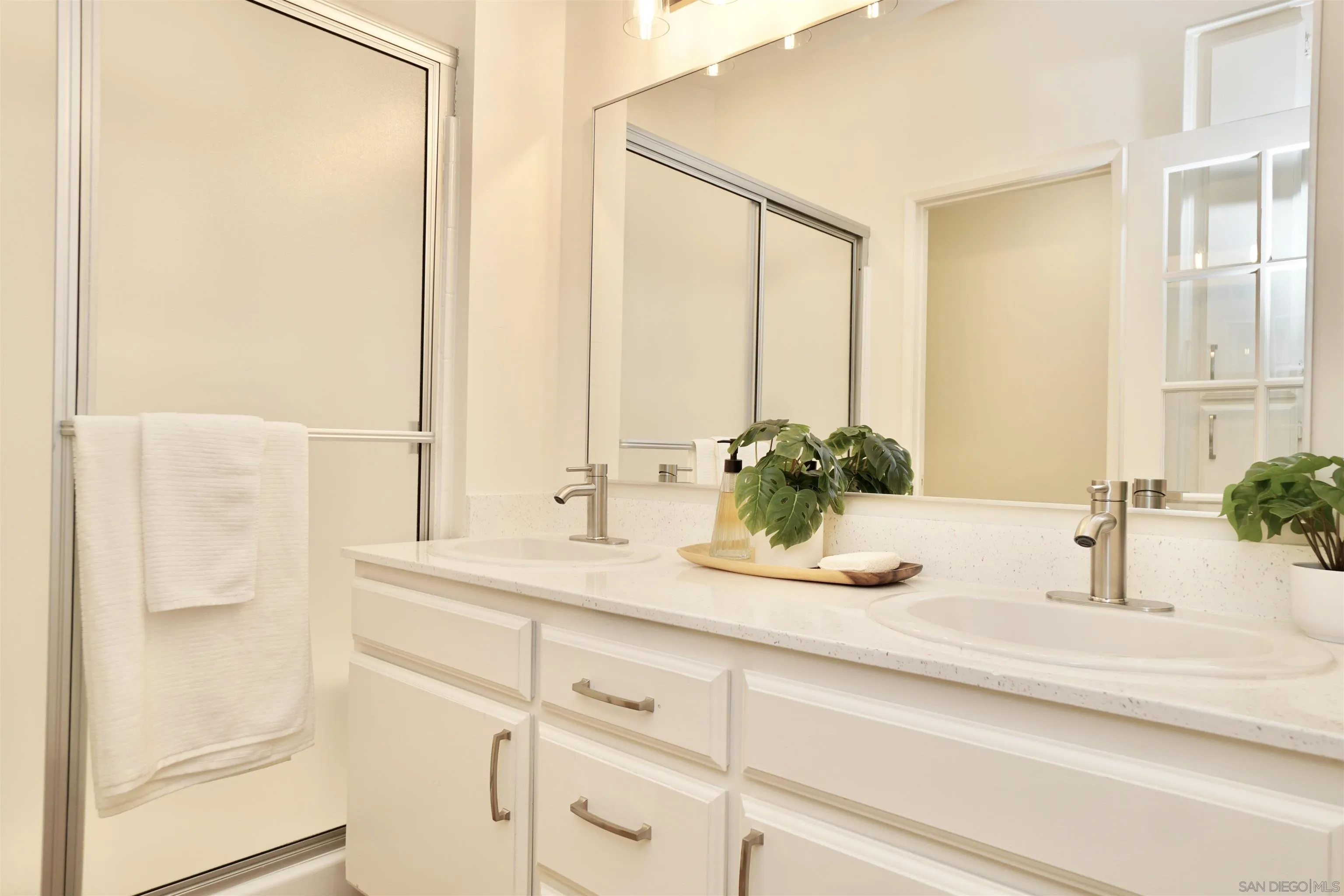 Photo #18: 260016858 Listing: Photo #18