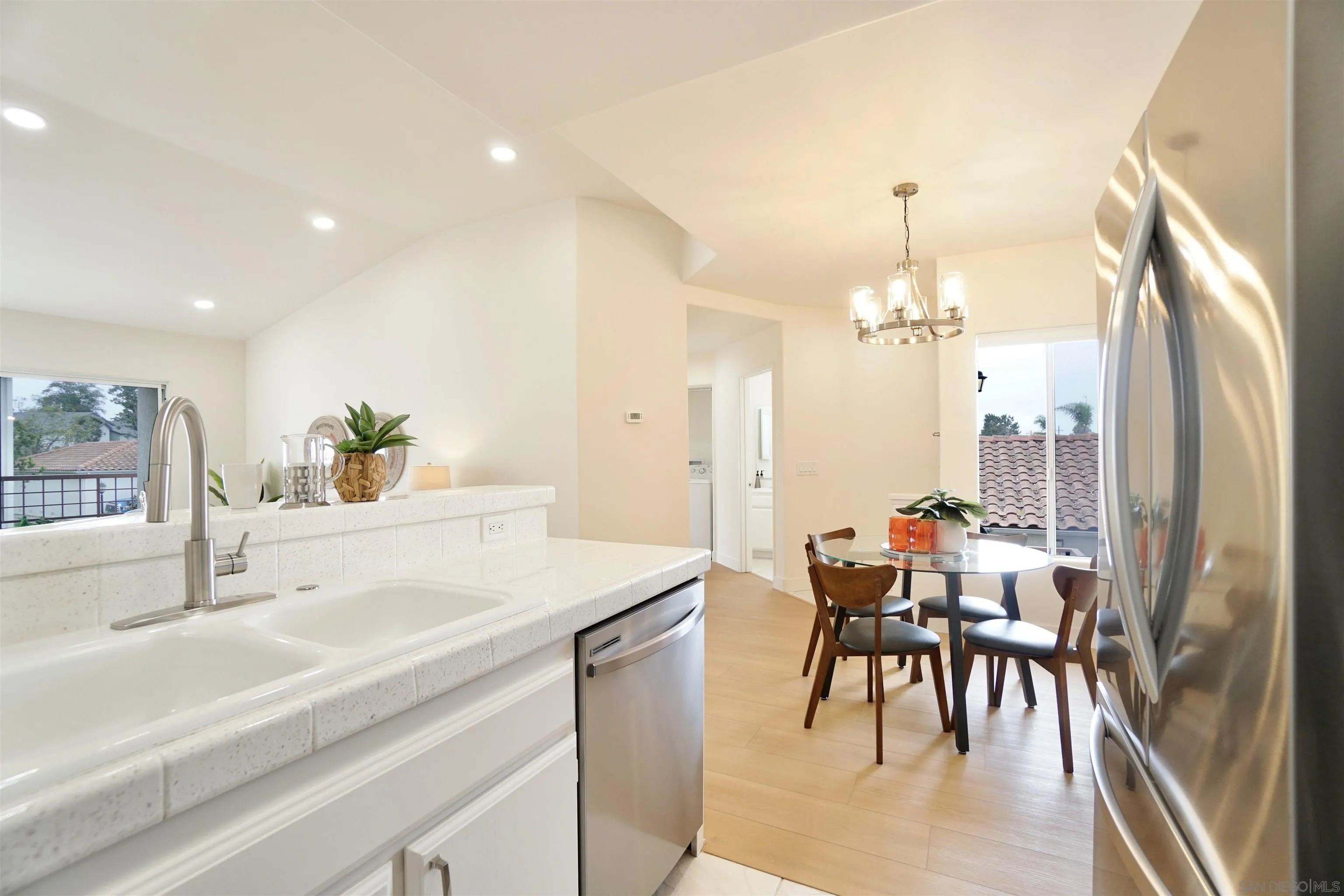 Photo #13: 260016858 Listing: Photo #13
