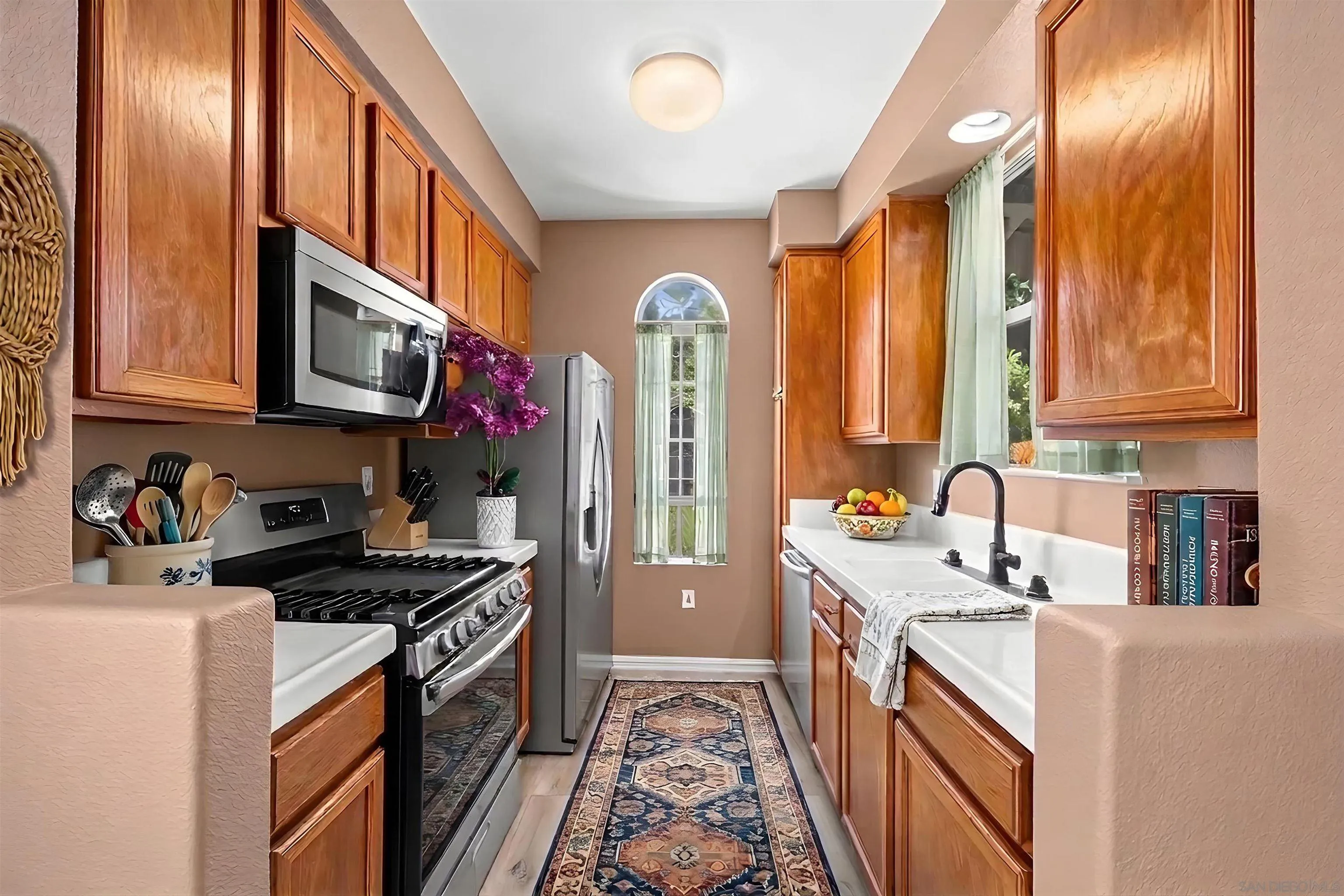 Photo #8: 260016861 Listing: Photo #8