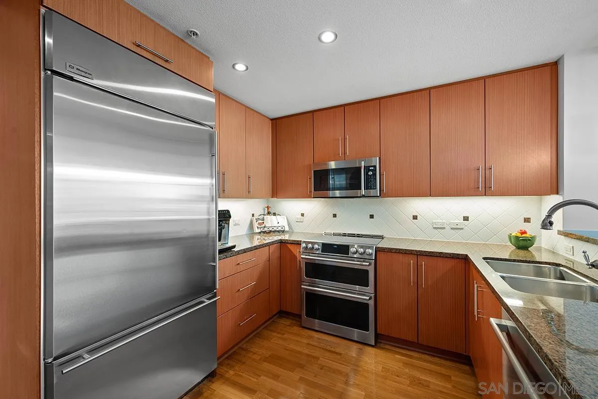 Photo #22: 260016862 Listing: Photo #22