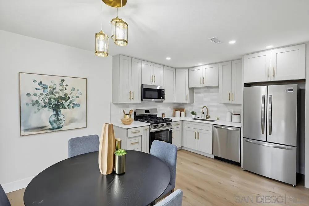 Photo #8: 260016863 Listing: Photo #8