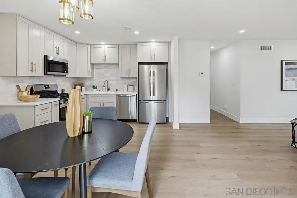 Photo #14: 260016863 Listing: Photo #14