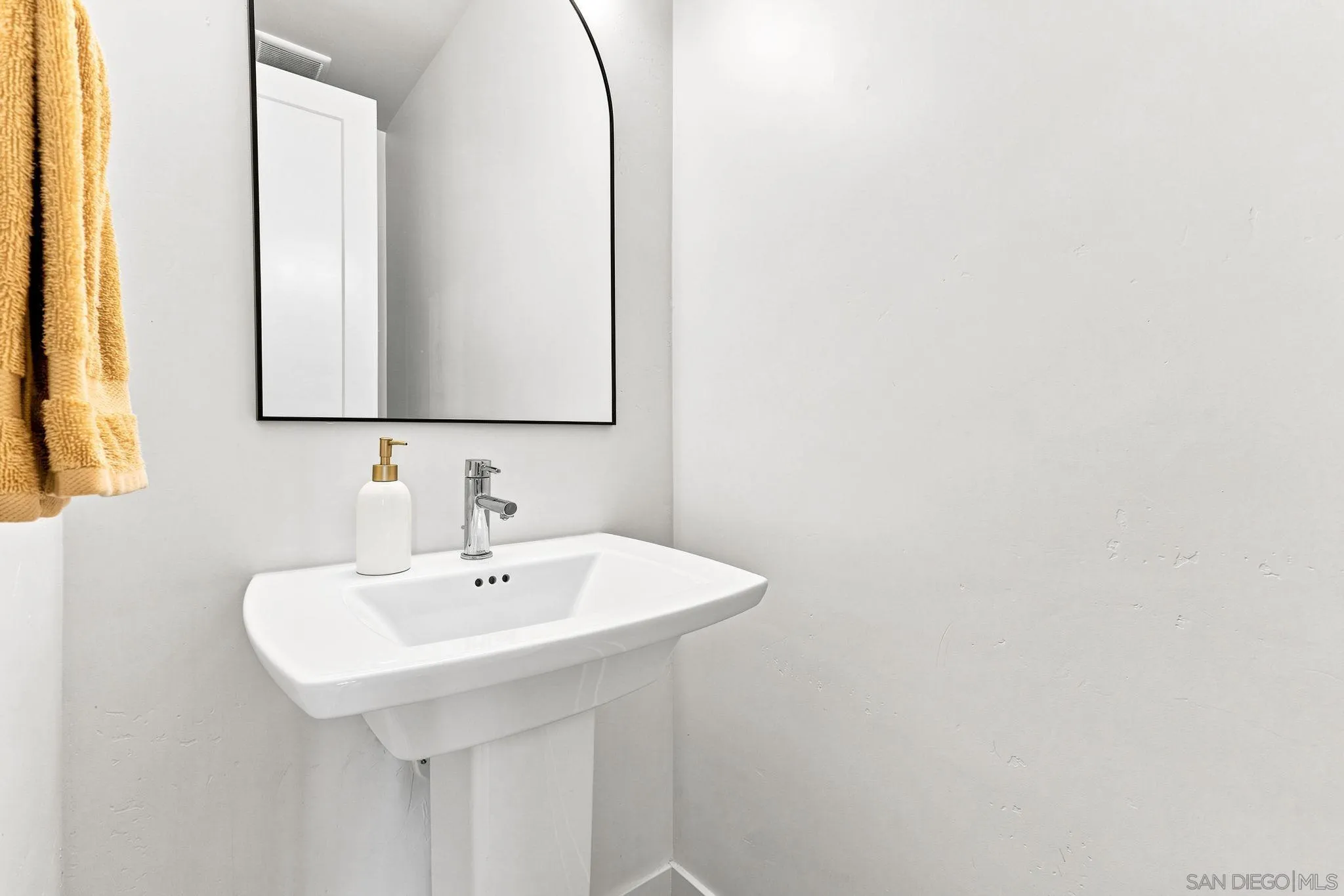 Photo #14: 260016864 Listing: Photo #14