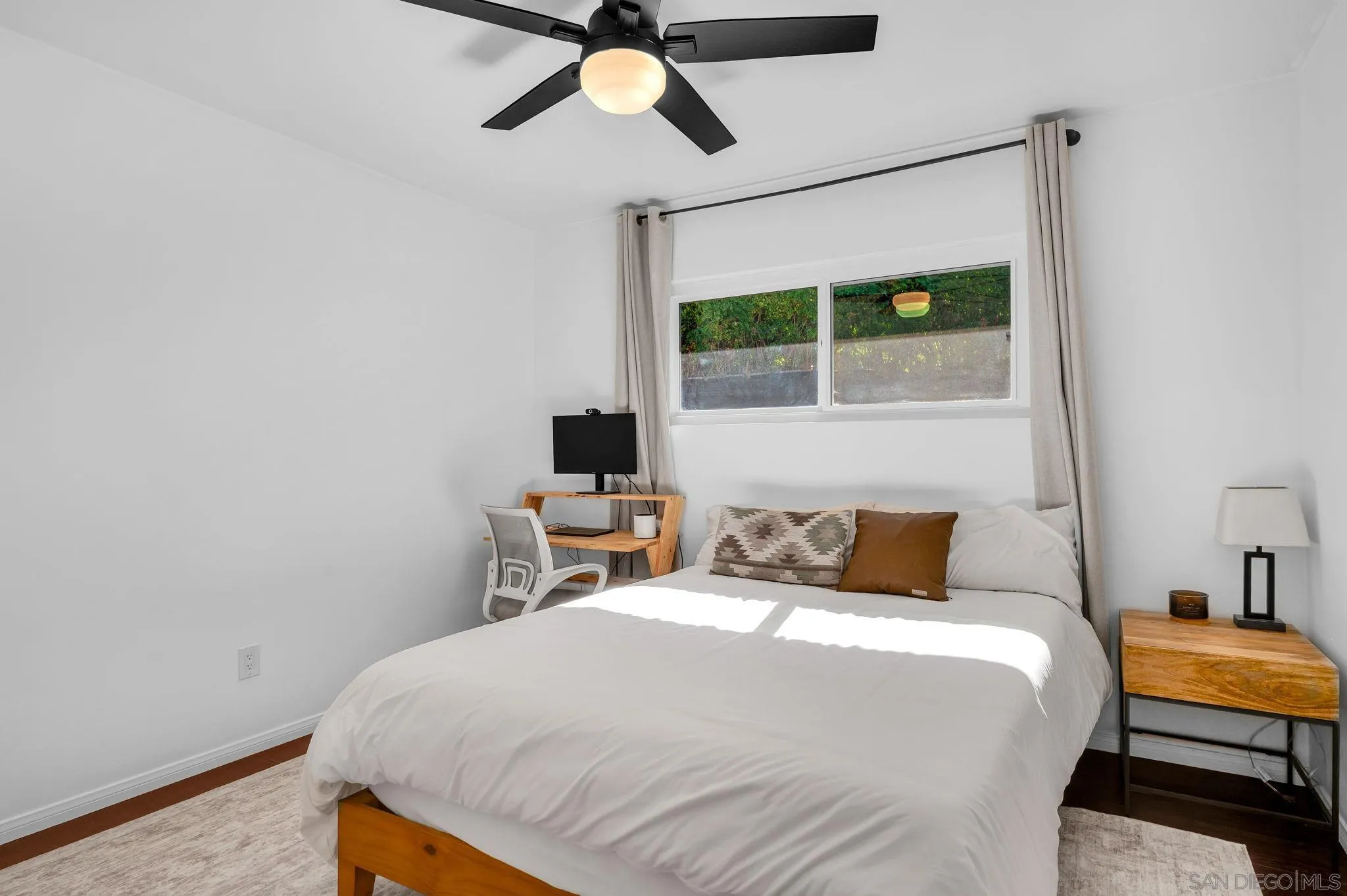 https://cdn.realtyfeed.com/cdn/127/260016869/236bff5c3632eaeaec7e08a0f0bb95f2.webp