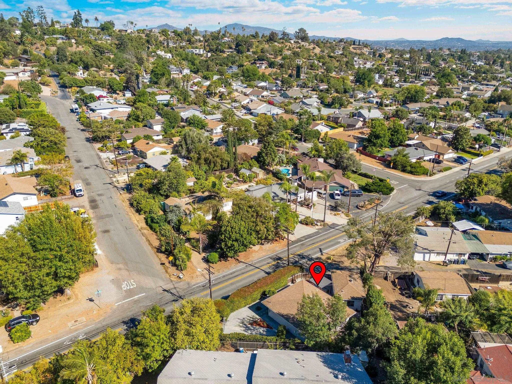 https://cdn.realtyfeed.com/cdn/127/260016869/29e0d9239f88935b0a24017a632f241c.webp