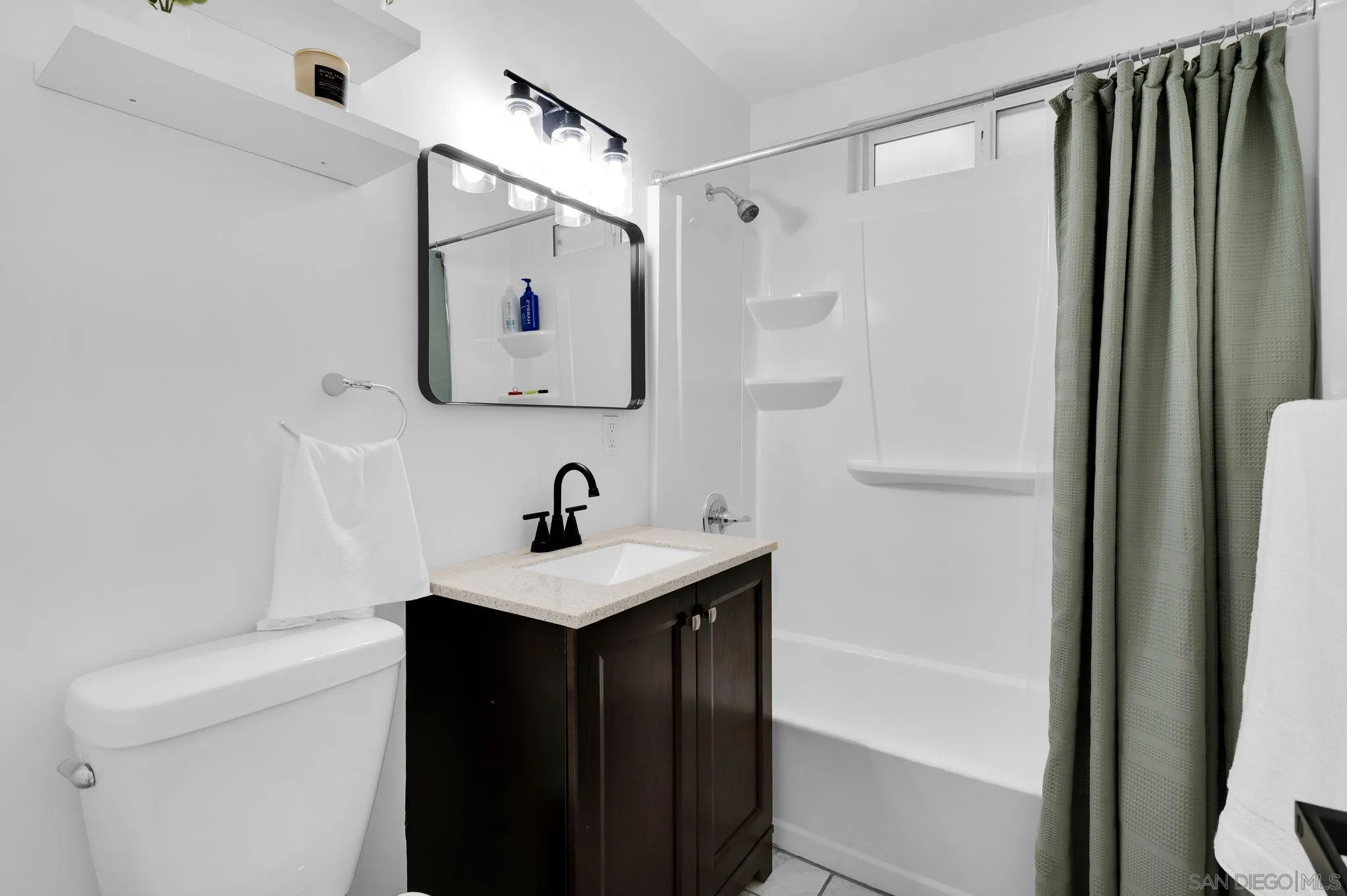https://cdn.realtyfeed.com/cdn/127/260016869/ae63386a466416e8cd9b8684277de431.webp