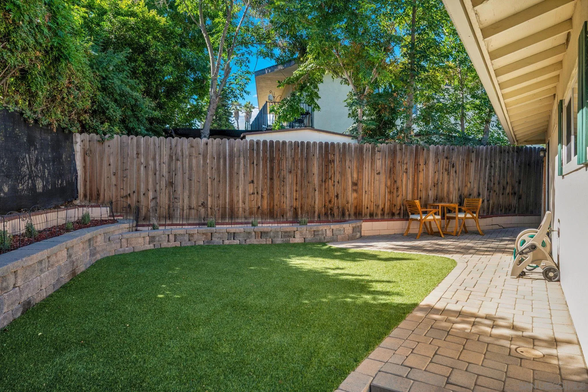 https://cdn.realtyfeed.com/cdn/127/260016869/b27fb99d60b626e20bb4a0f7a97f56e8.webp