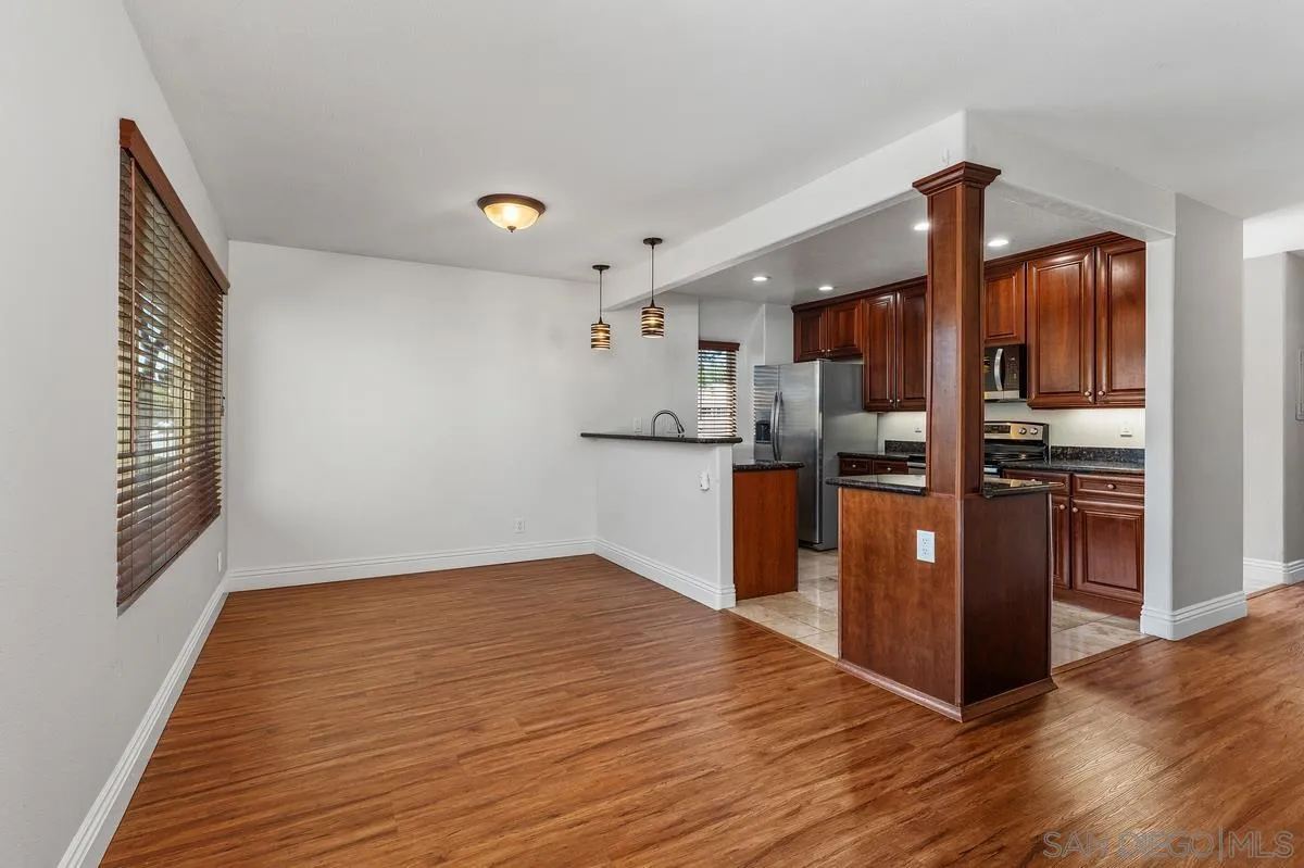 Photo #10: 260016873 Listing: Photo #10