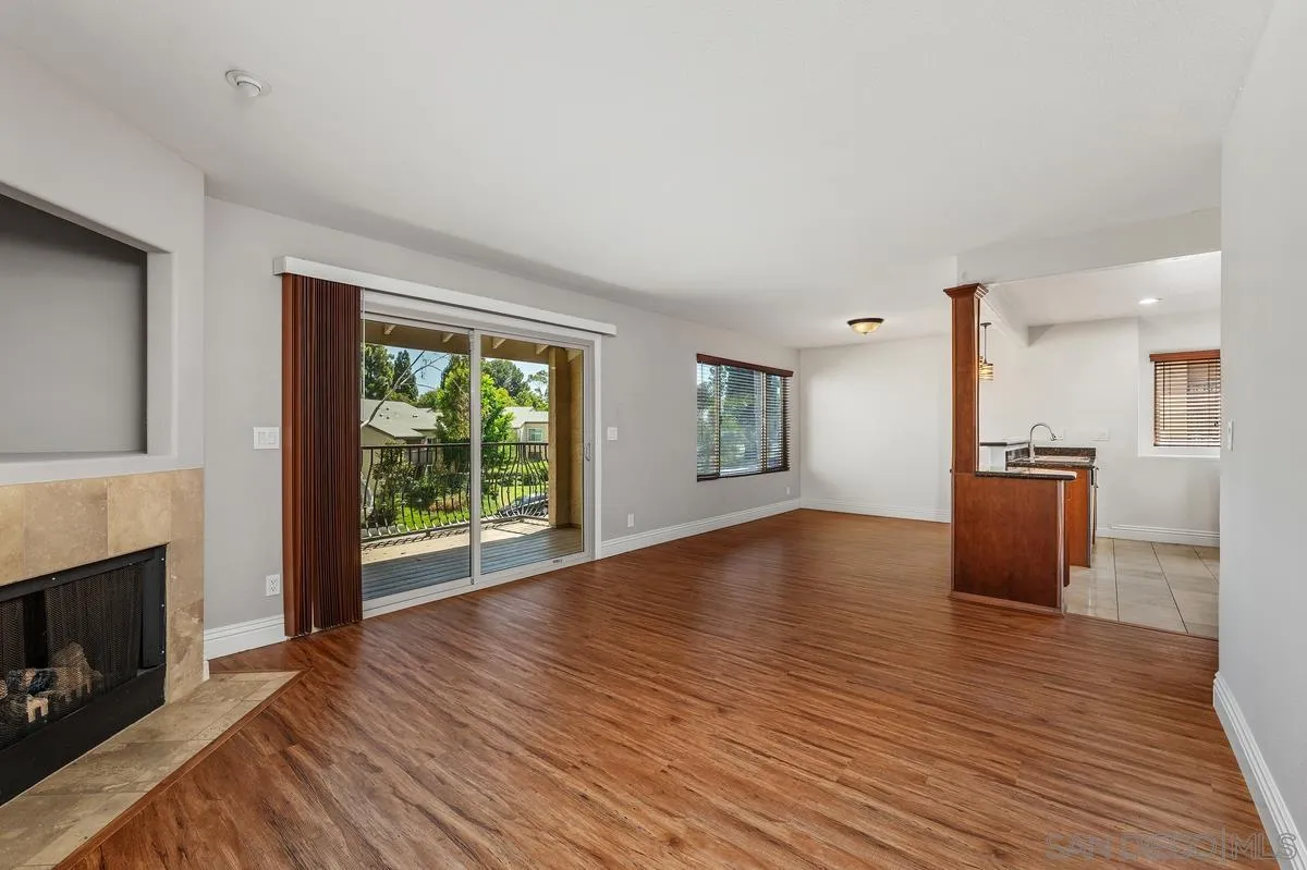 https://cdn.realtyfeed.com/cdn/127/260016873/81ce429959907b16f81507e99644b60a.webp