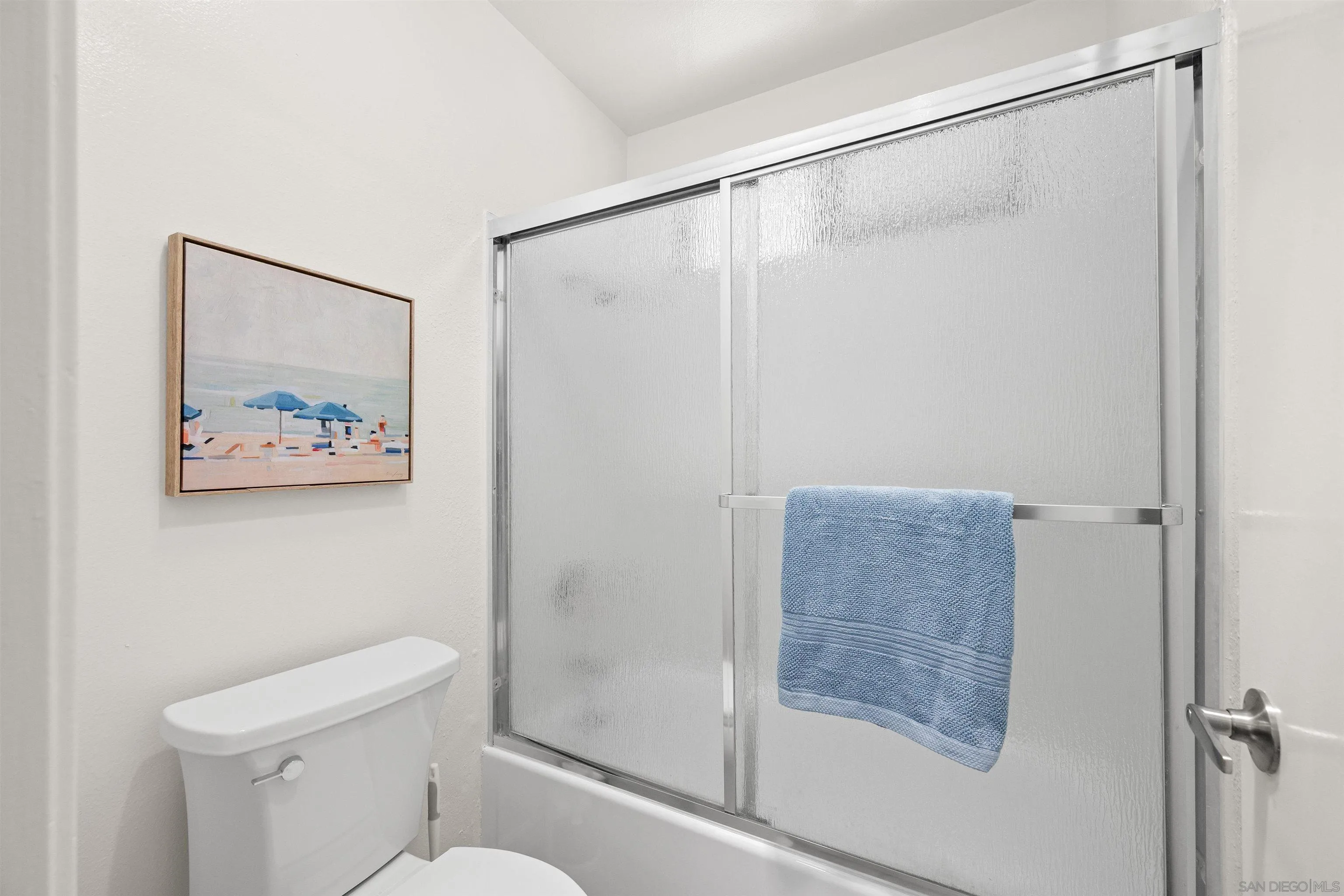 Photo #23: 260016876 Listing: Photo #23