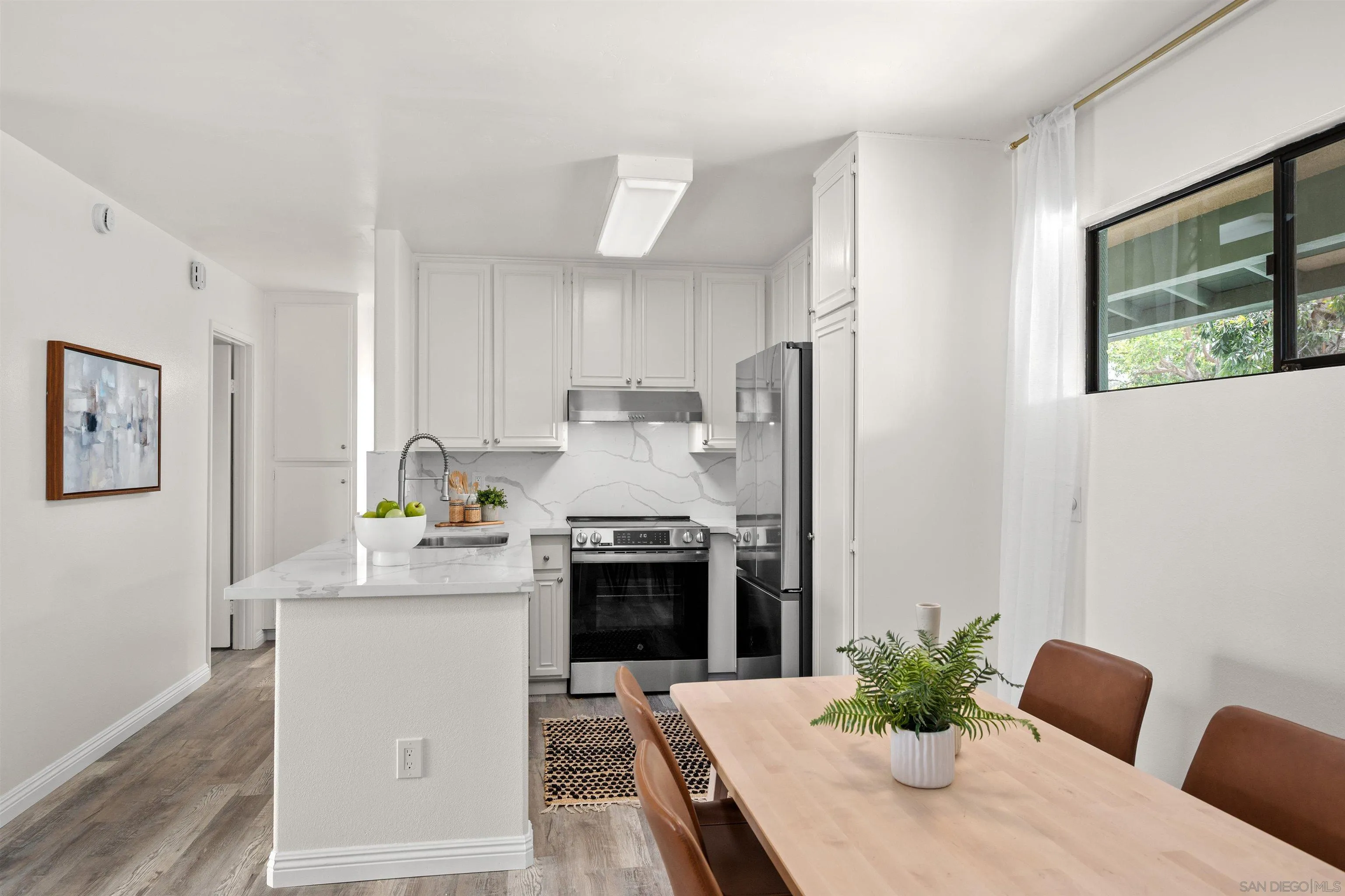 Photo #12: 260016876 Listing: Photo #12