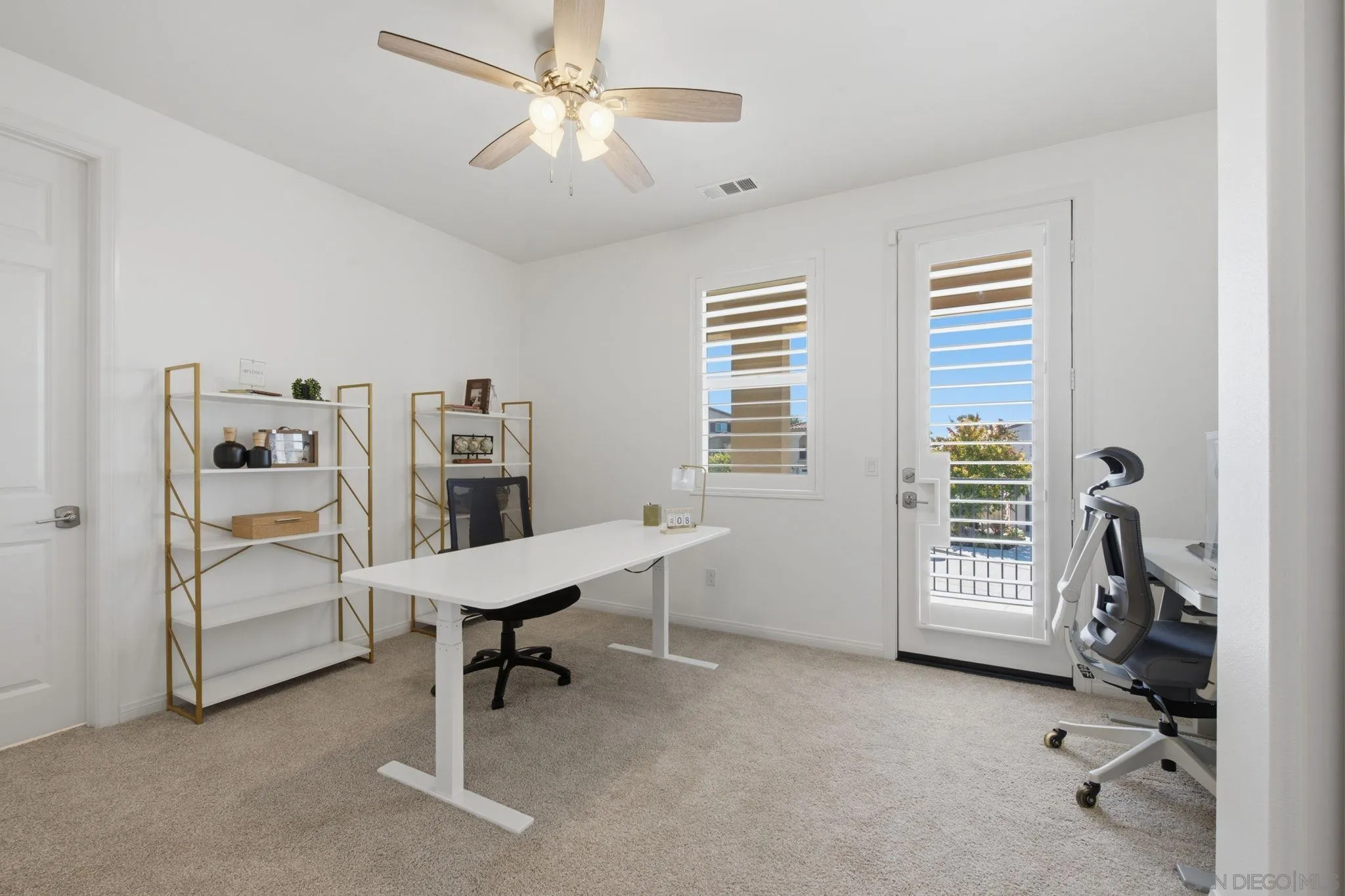 https://cdn.realtyfeed.com/cdn/127/260016877/0d317dae3efed655ec289ff4266fd30b.webp
