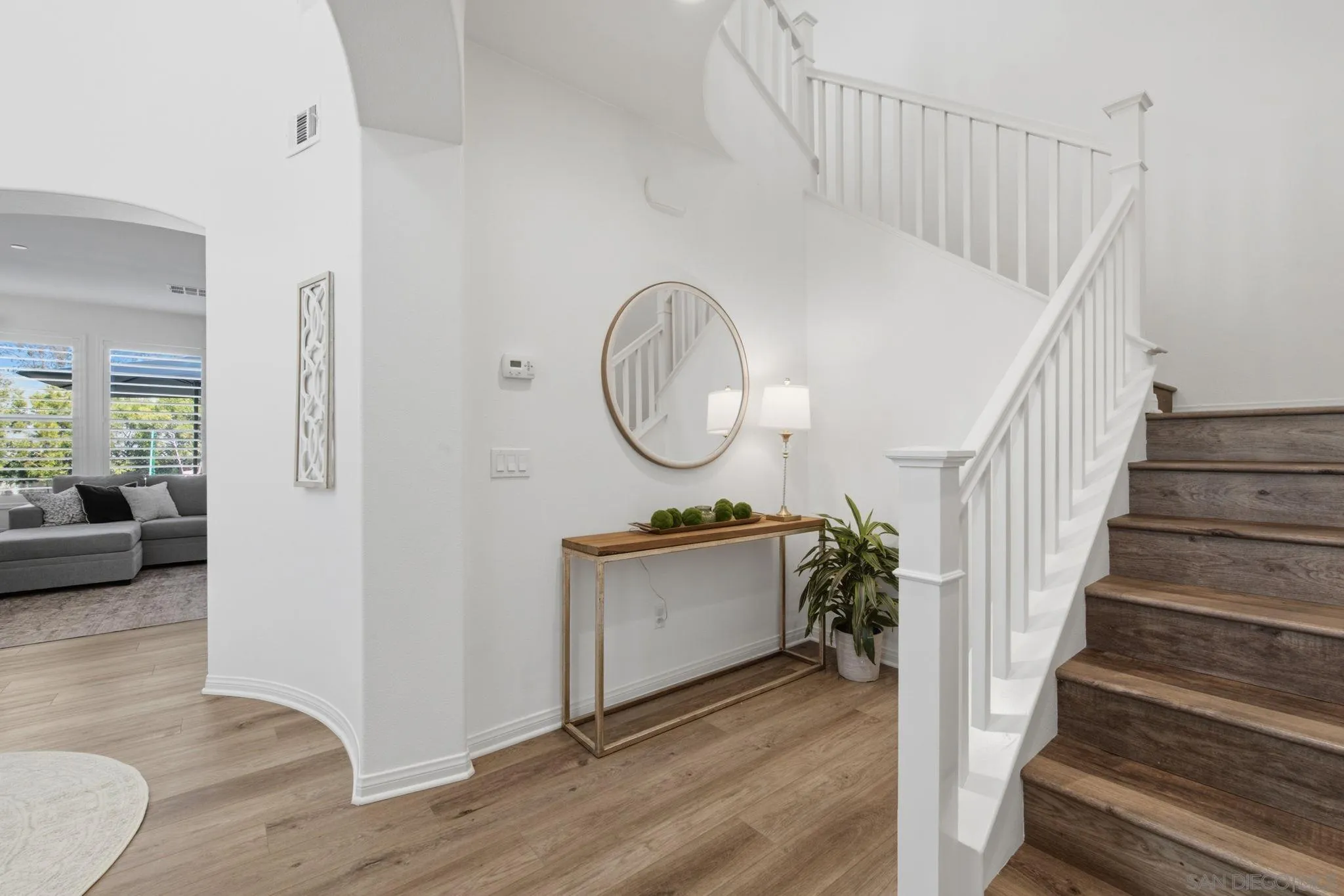 https://cdn.realtyfeed.com/cdn/127/260016877/54490294667eba2e84856d85f5280b18.webp