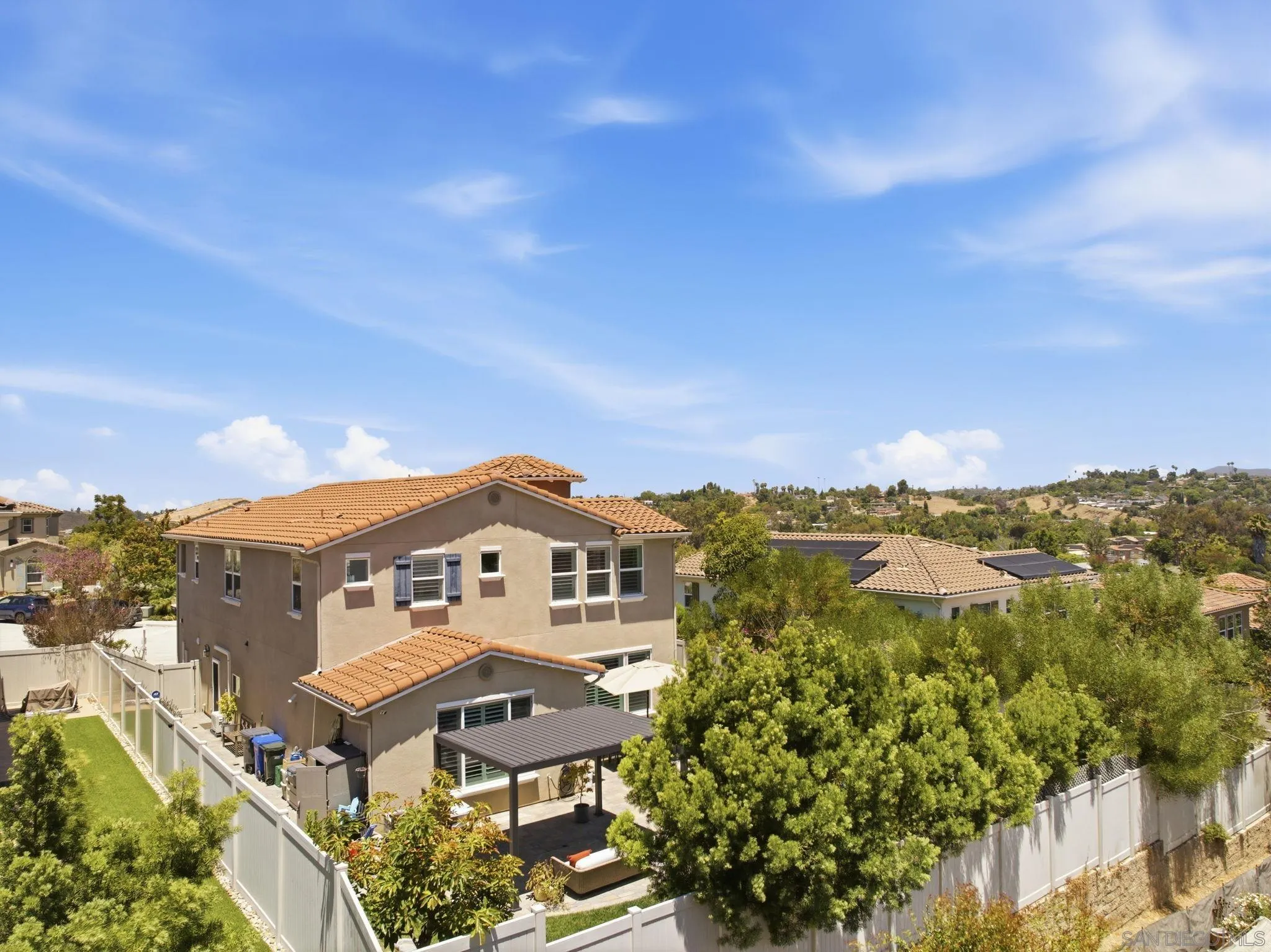 https://cdn.realtyfeed.com/cdn/127/260016877/a098d19e3b628c0914e020dd9e311f04.webp