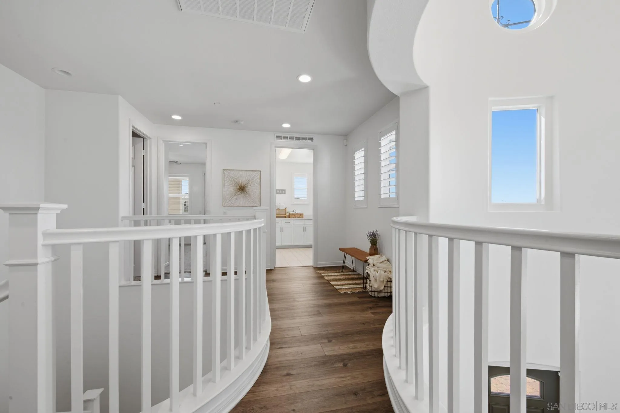 https://cdn.realtyfeed.com/cdn/127/260016877/ea489bf8e908c95e6edd76a6300aec3d.webp