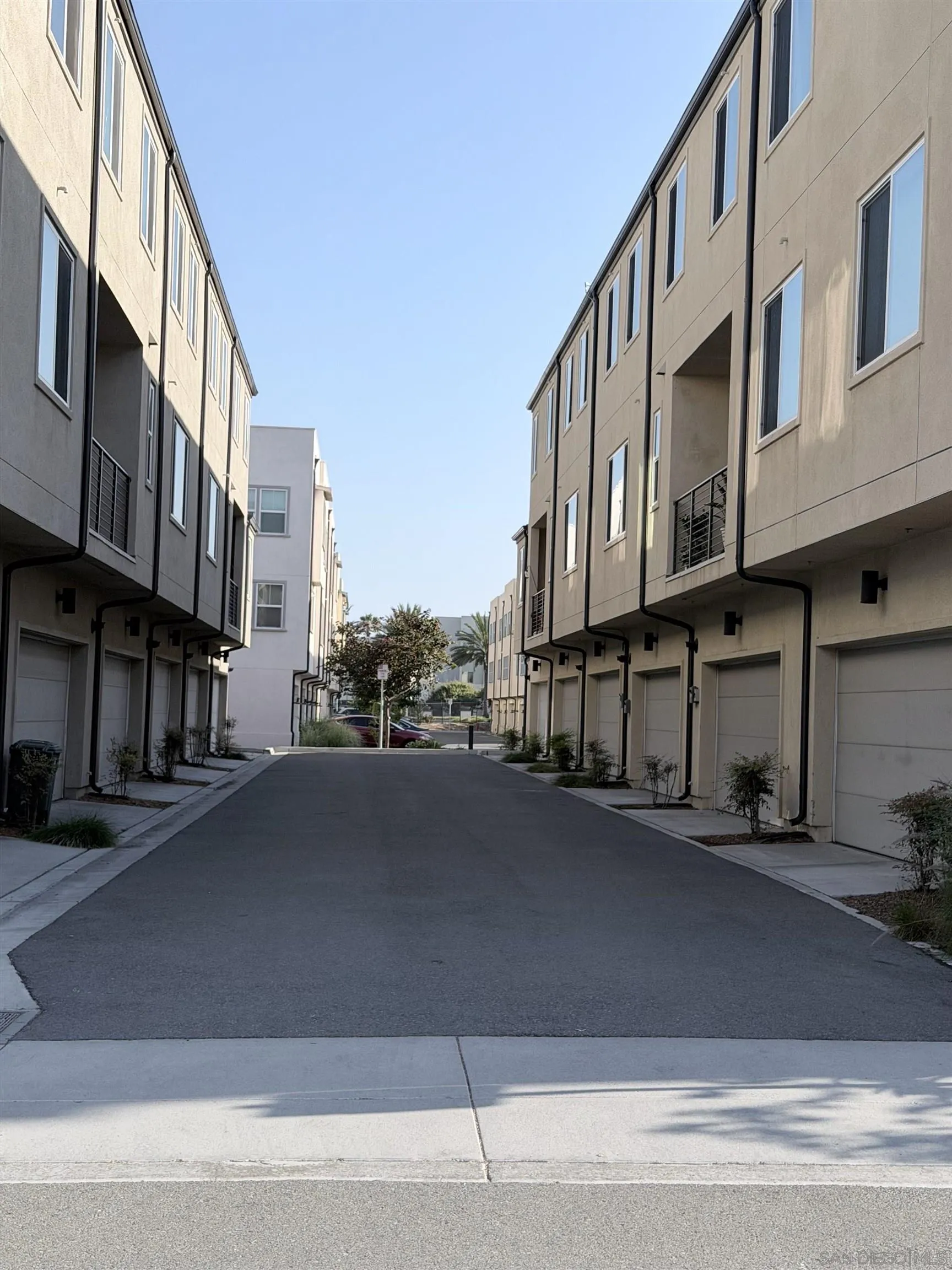 https://cdn.realtyfeed.com/cdn/127/260016879/99476090439b1ff2eb86c900639885e7.webp
