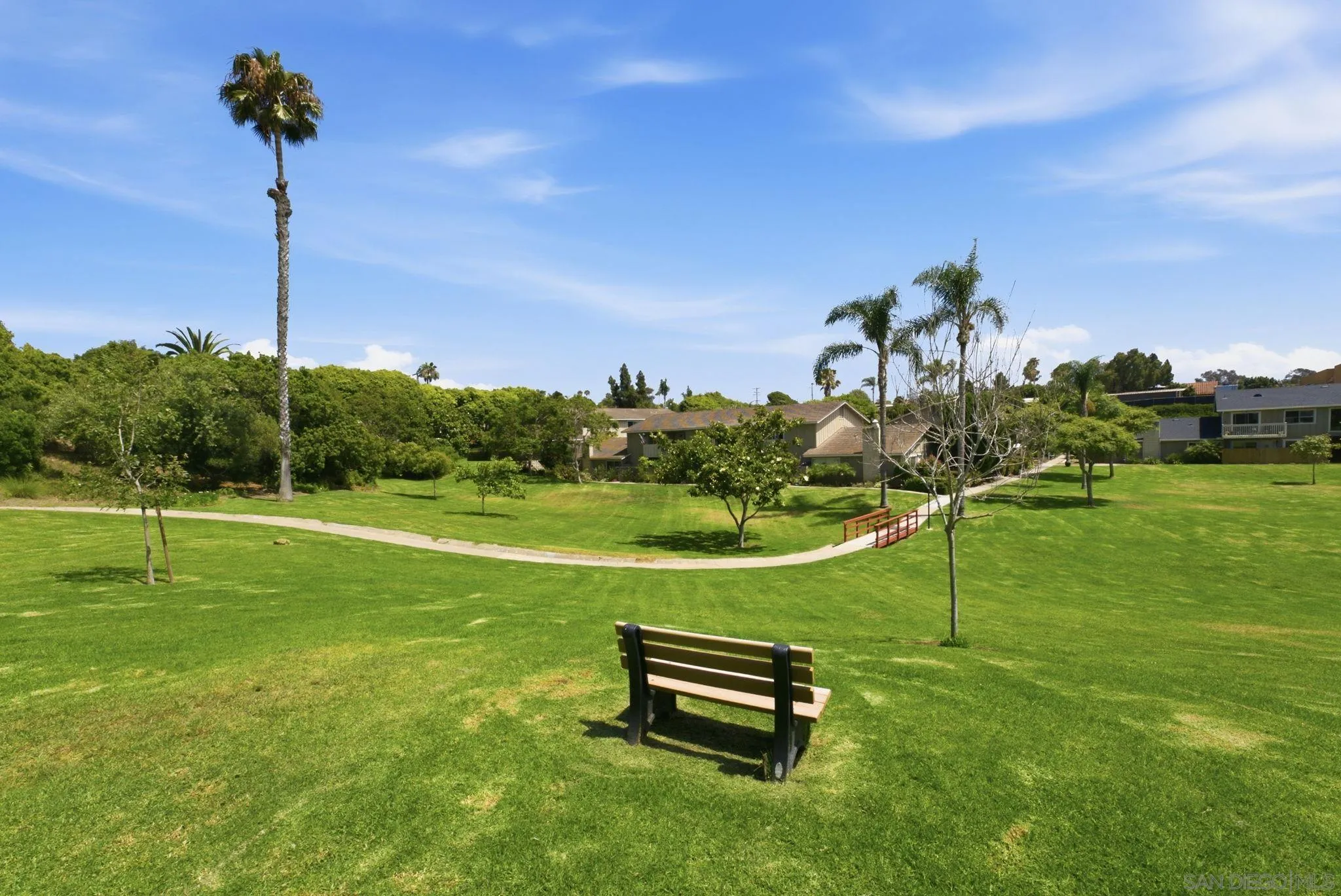 https://cdn.realtyfeed.com/cdn/127/260016880/45665ab852894890cd6b1f6a5993c4fb.webp