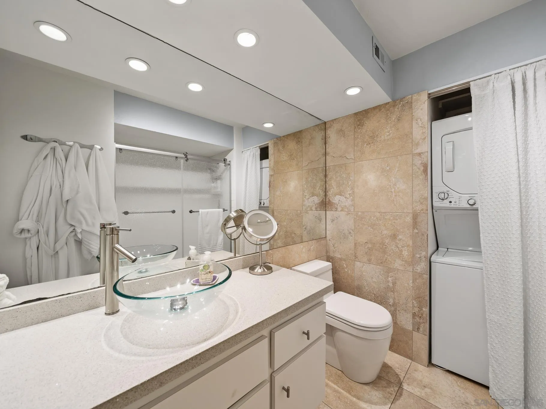 https://cdn.realtyfeed.com/cdn/127/260016882/1b1bf38732a0ed826b81f55a60427101.webp