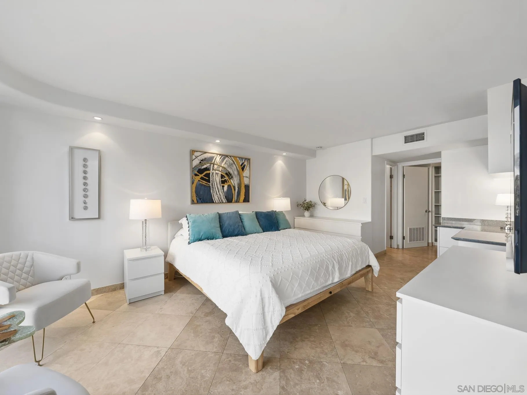 https://cdn.realtyfeed.com/cdn/127/260016882/228e7c019bf823b5fb519d5ad678f42f.webp