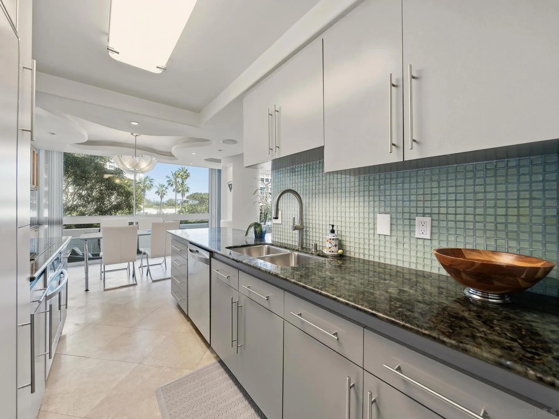 https://cdn.realtyfeed.com/cdn/127/260016882/29511920bcf696d9508fae17a352b49e.webp