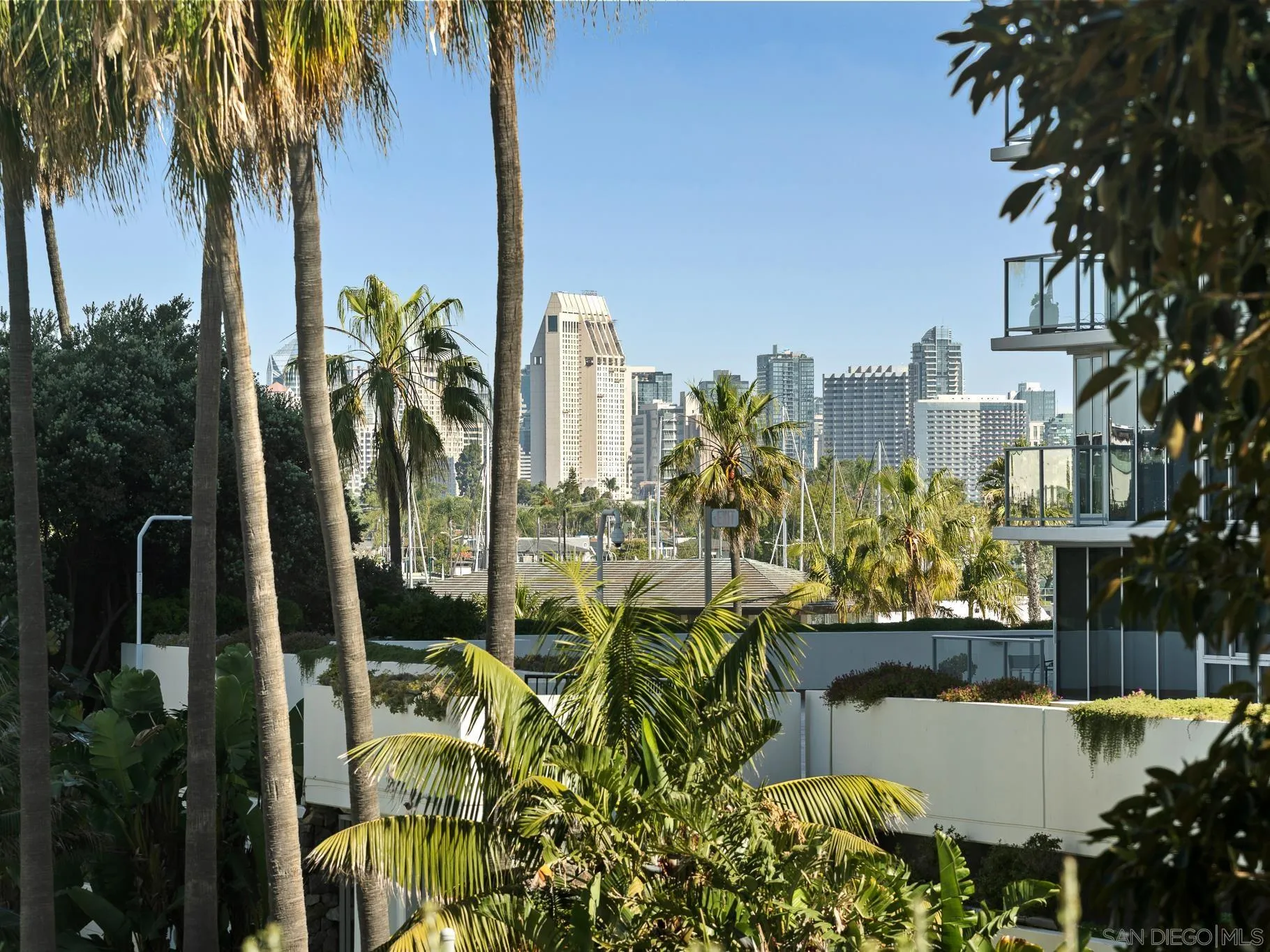 https://cdn.realtyfeed.com/cdn/127/260016882/2a49a23275ba57ca53cbae374cd768d1.webp