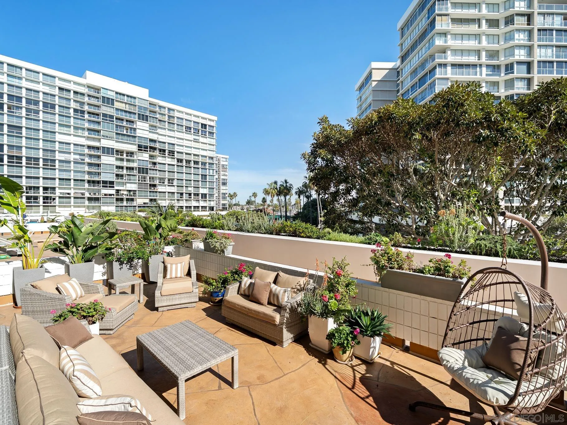 https://cdn.realtyfeed.com/cdn/127/260016882/5d7ec18a4c1d6eb9d22c9e48806cd384.webp