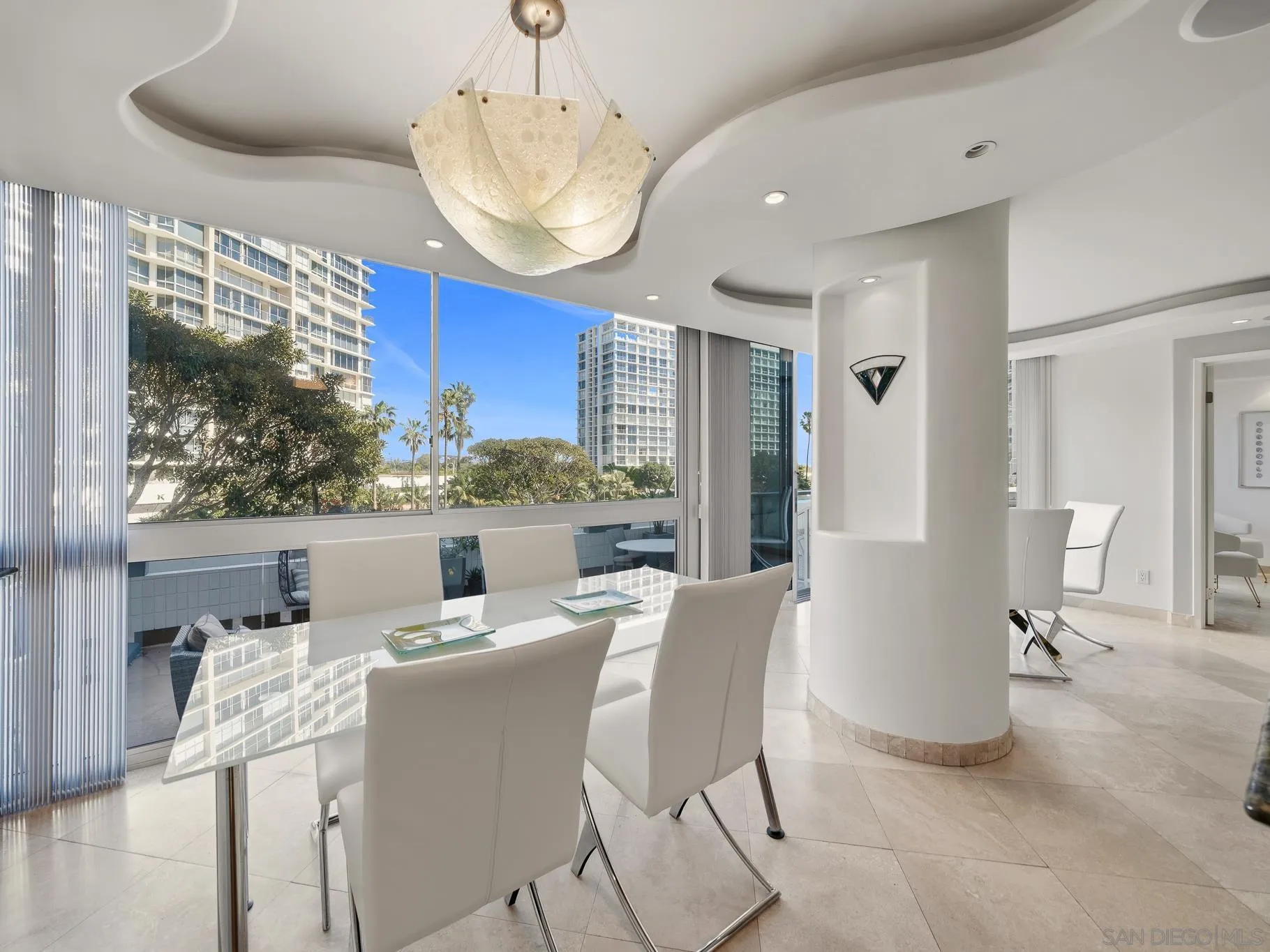 https://cdn.realtyfeed.com/cdn/127/260016882/7049daf3d1e16dda62c6b2dce35362f3.webp