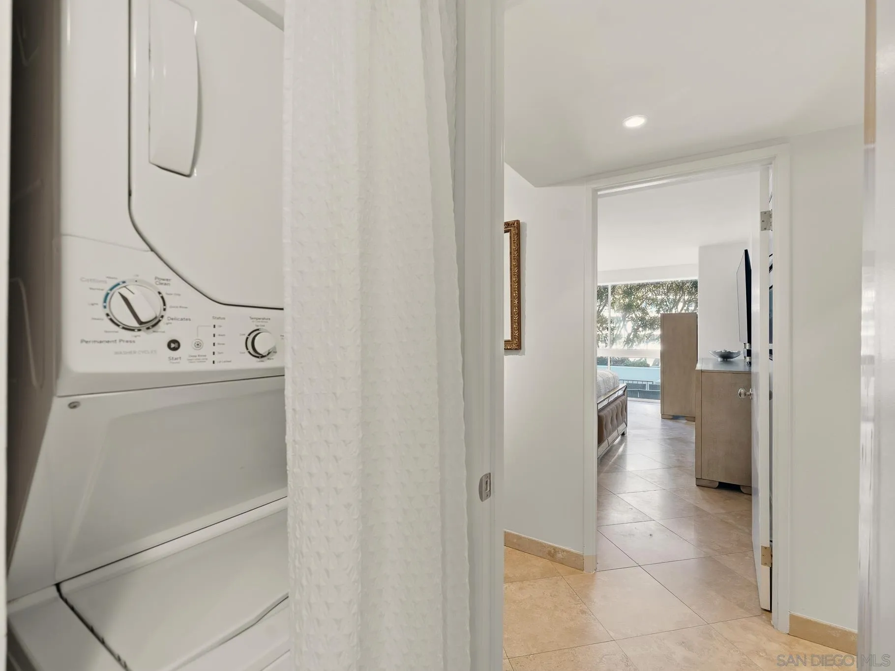 https://cdn.realtyfeed.com/cdn/127/260016882/7767b24e22d58e7c146ccd3ad9fbafdd.webp