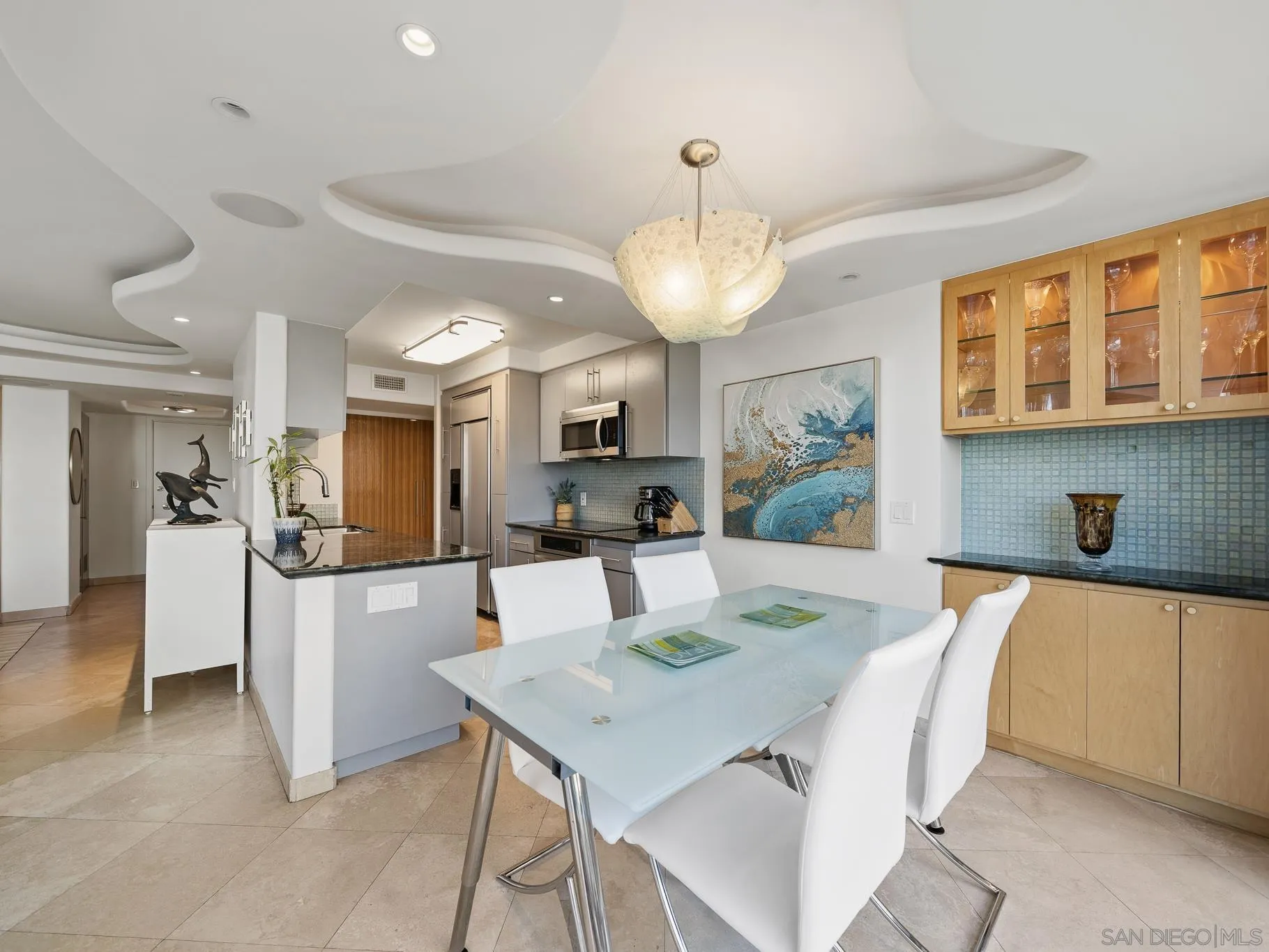 https://cdn.realtyfeed.com/cdn/127/260016882/a3df8cbf47941f92c4f6ea6331af8aa4.webp